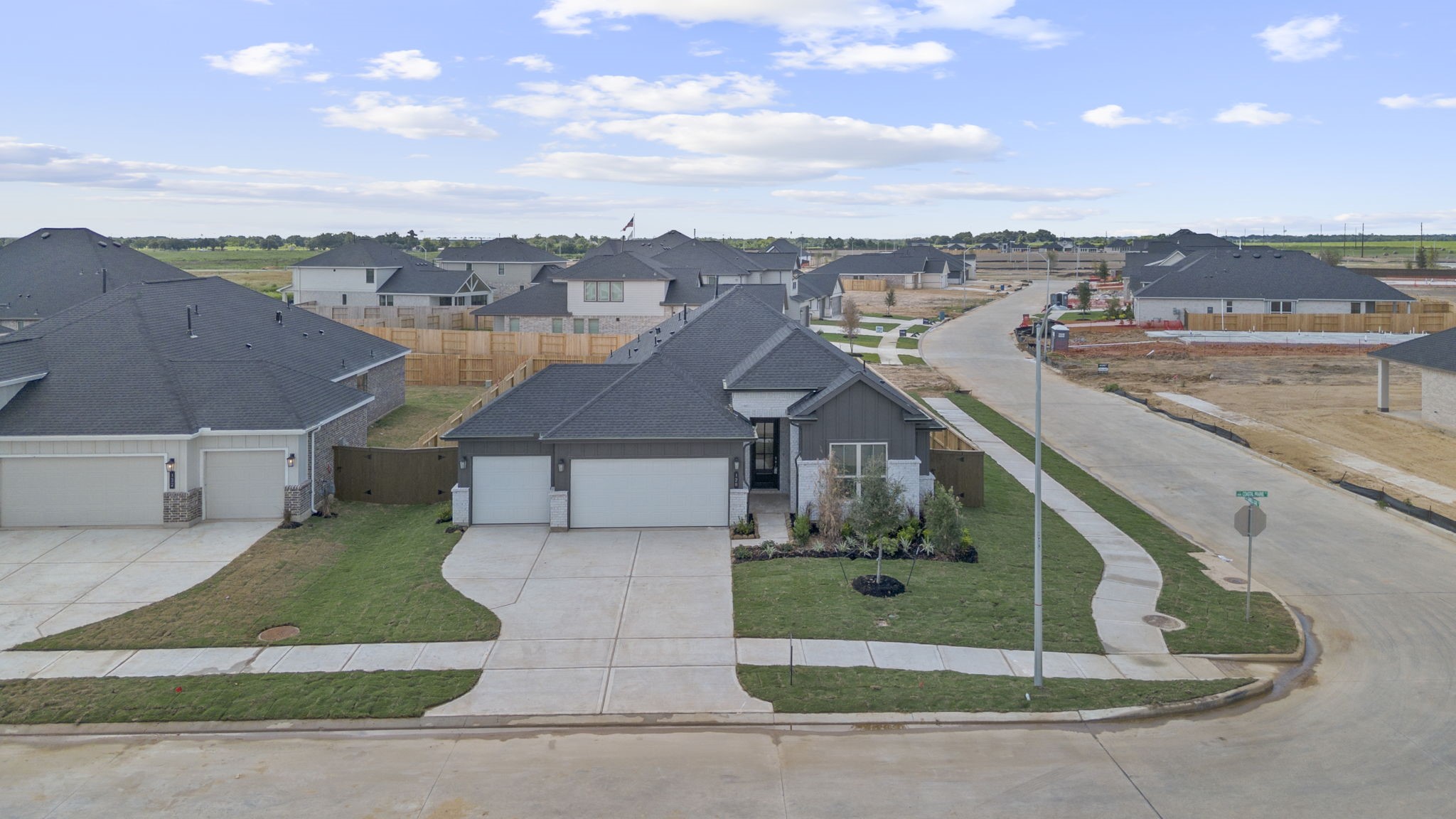 128 Coastal Prairie Drive Property Photo 29