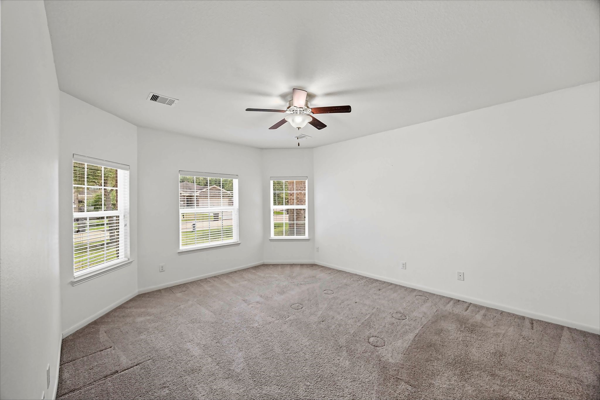 20535 Marker Ridge Drive Property Photo 6