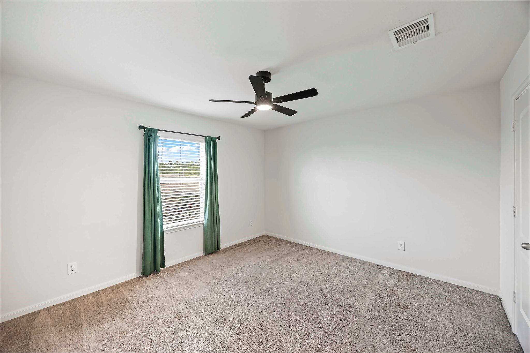20535 Marker Ridge Drive Property Photo 12