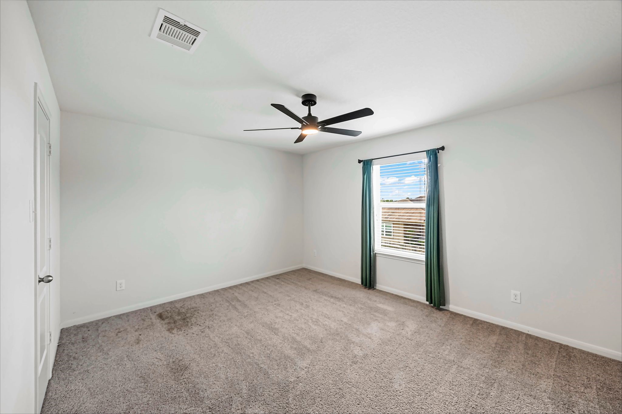 20535 Marker Ridge Drive Property Photo 16