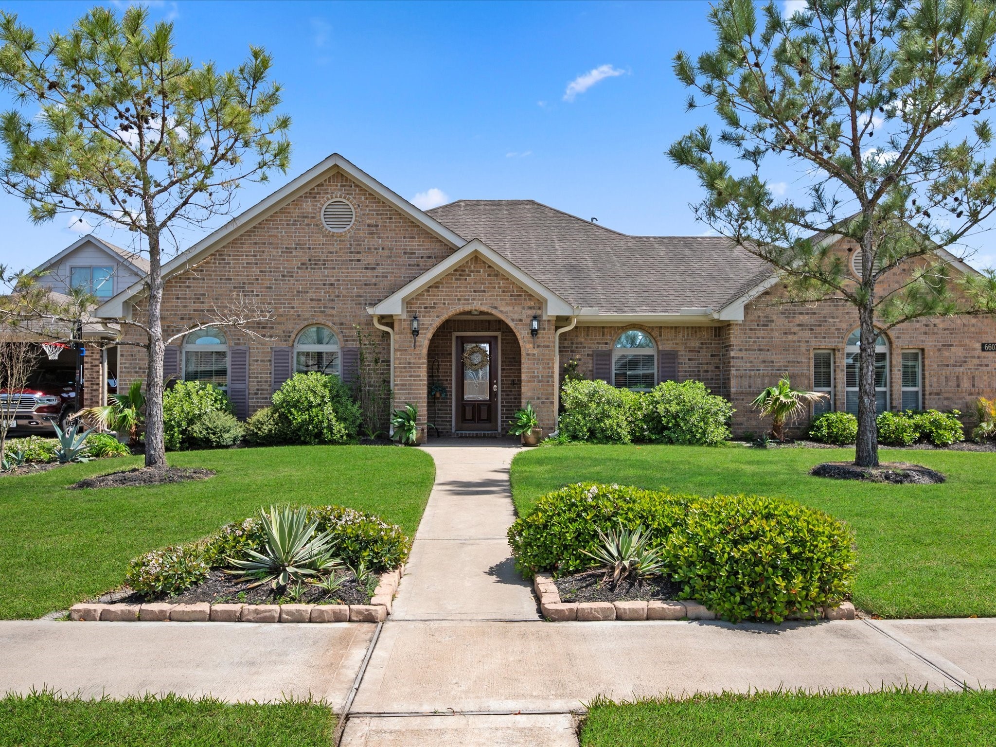6607 Arrowhead Trail Property Photo