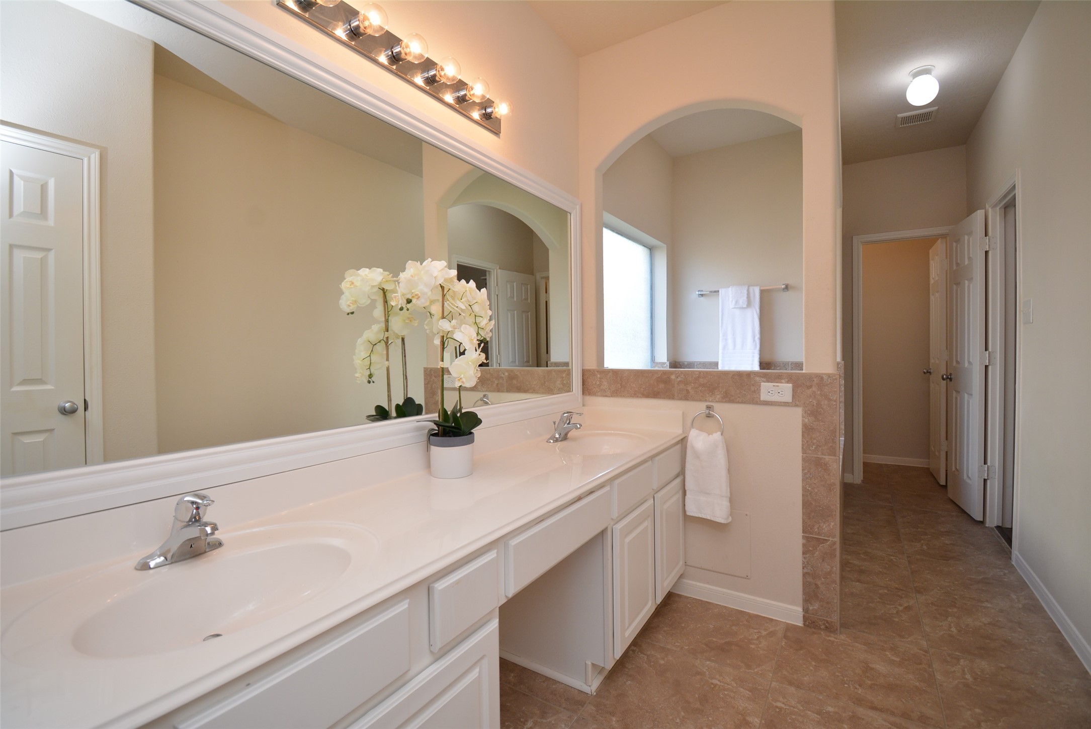 26114 Silver Timbers Lane Property Photo 7