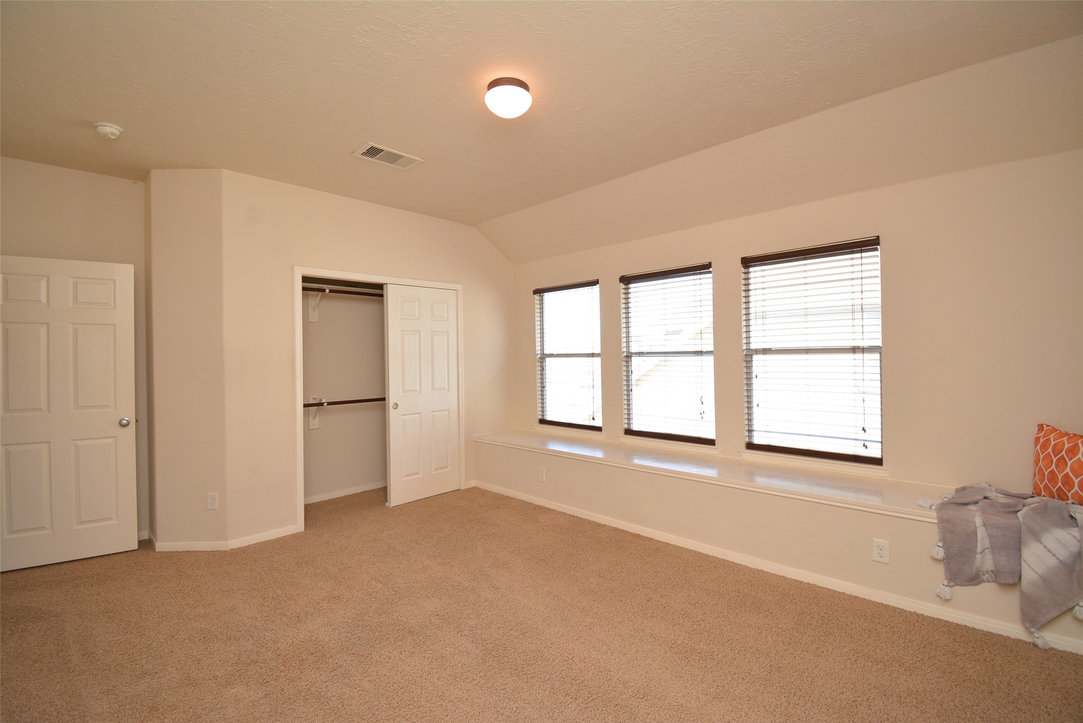26114 Silver Timbers Lane Property Photo 13
