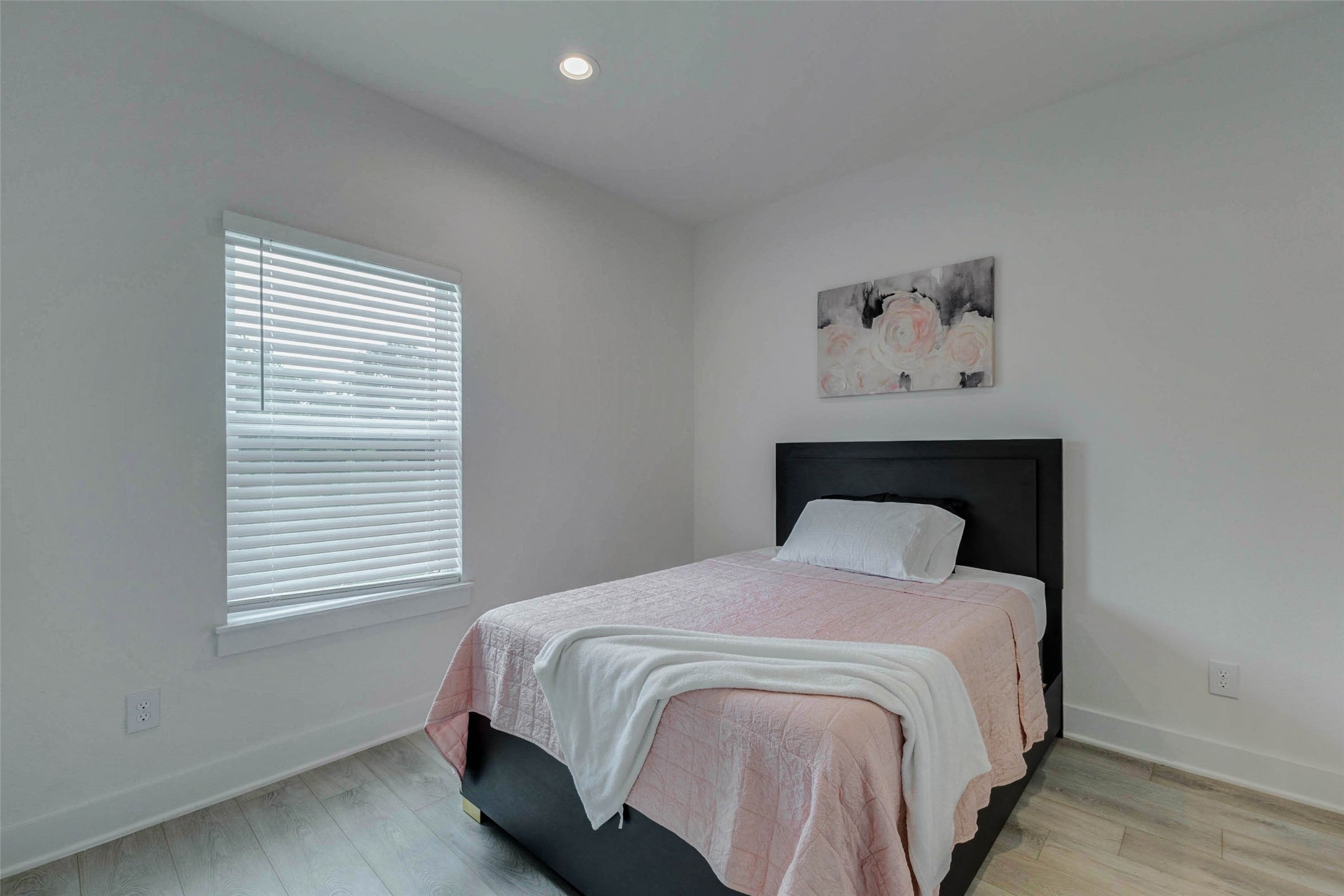5705 Elysium Street Property Photo 13