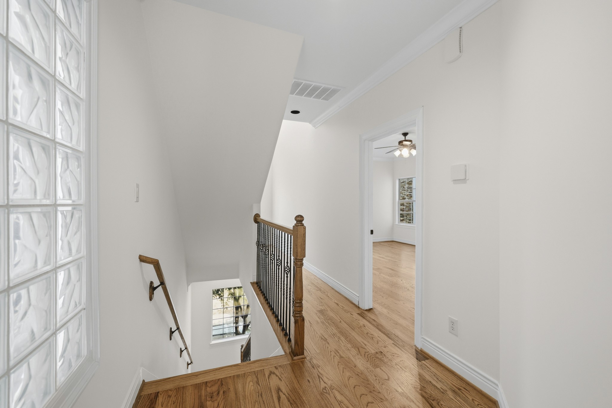 1525 Rosewood Street Property Photo 19