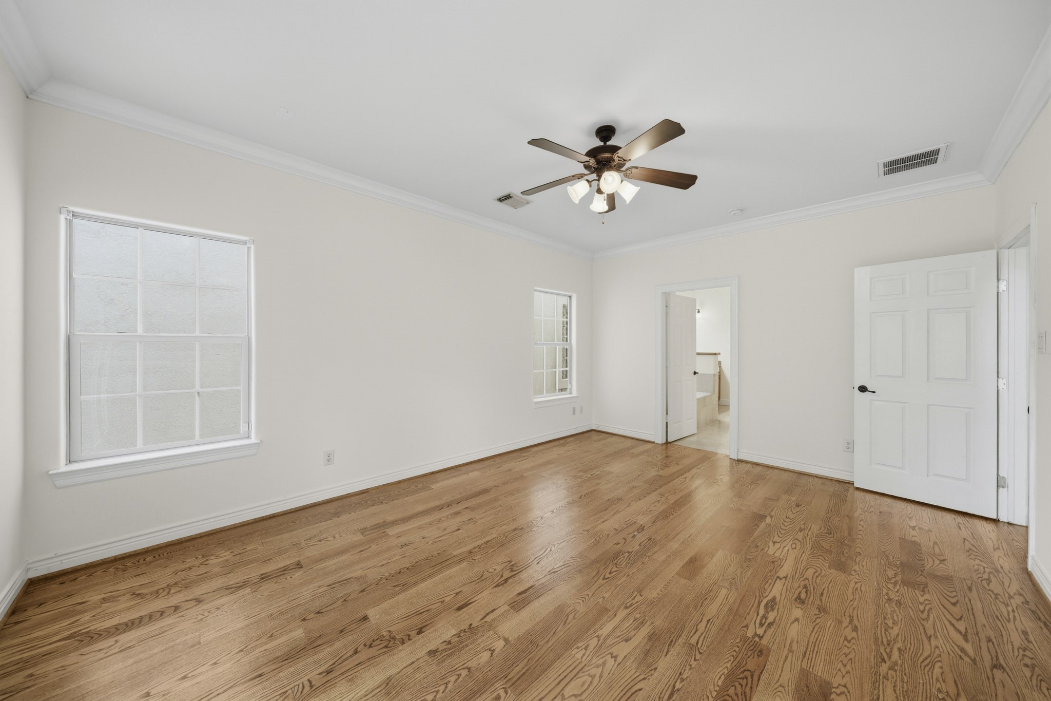 1525 Rosewood Street Property Photo 23