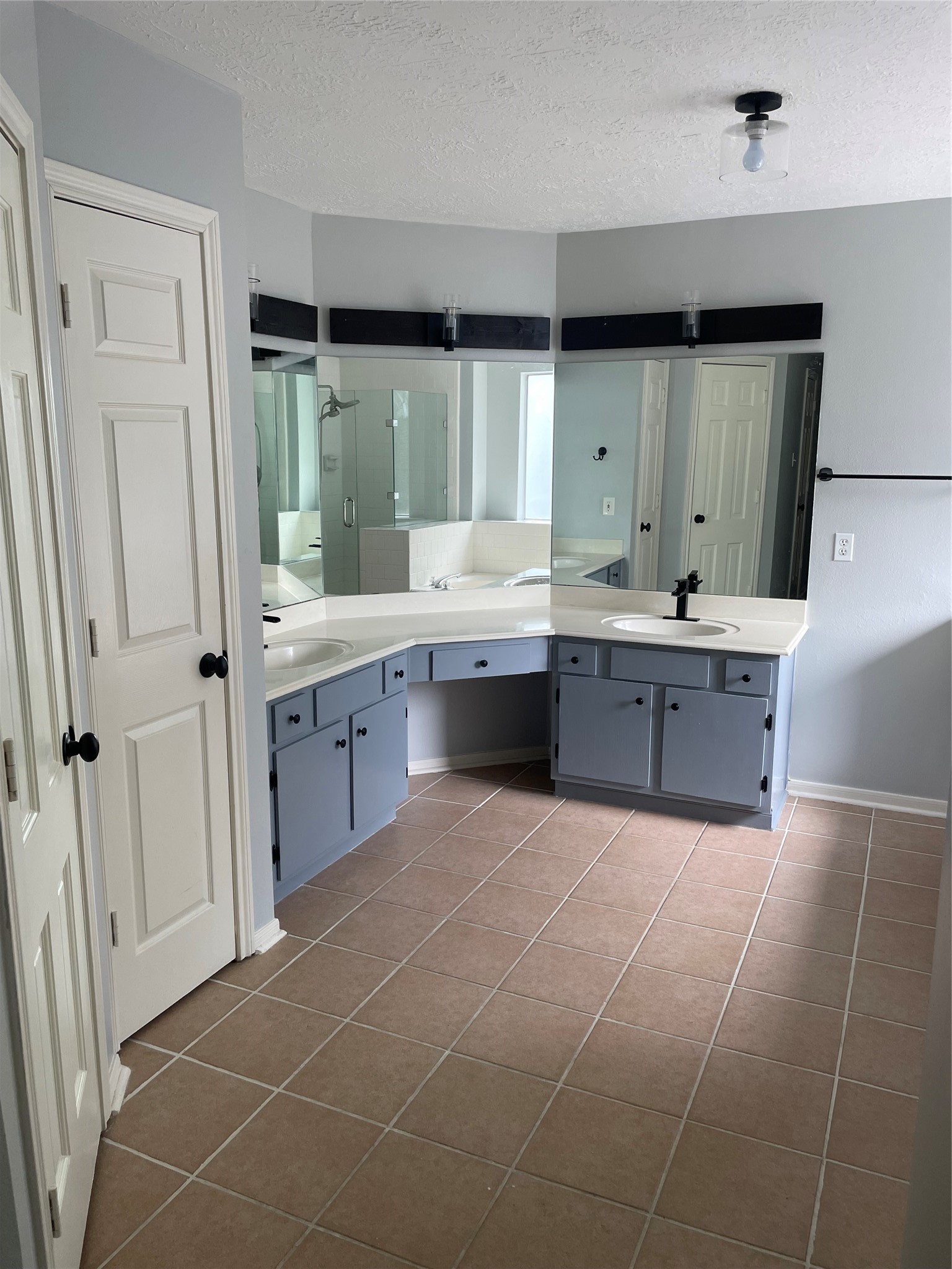 11115 Winspring Drive Property Photo 7