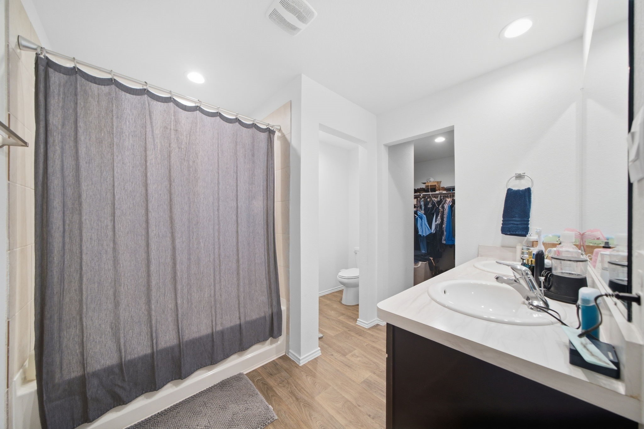 2423 Dancing Pine Drive Property Photo 8