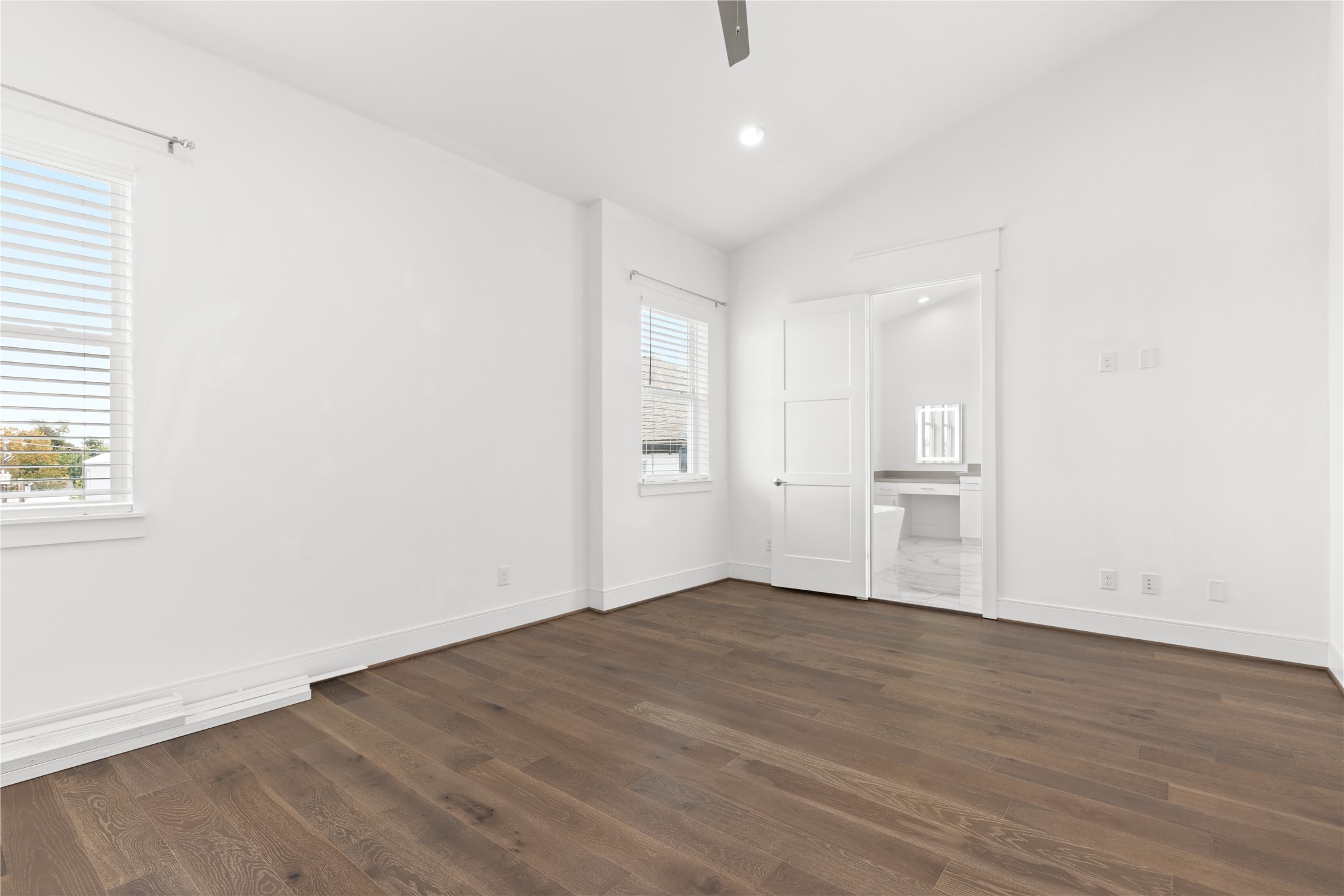 1215 Hickory Street C Property Photo 23