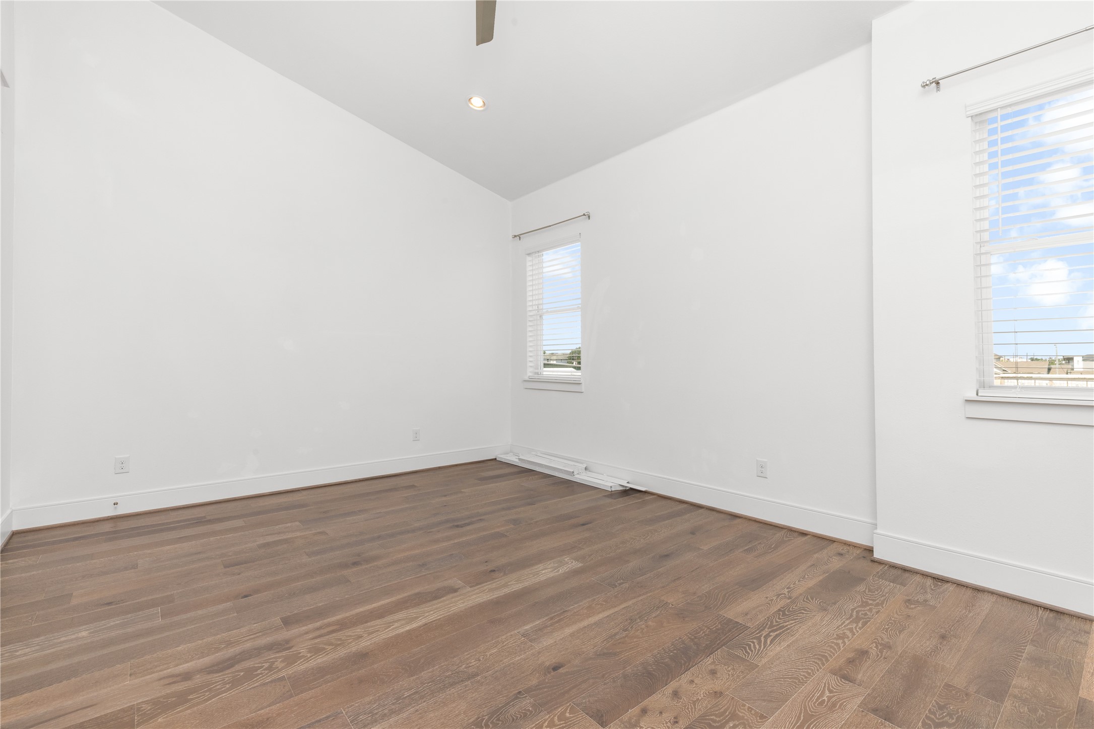 1215 Hickory Street C Property Photo 24
