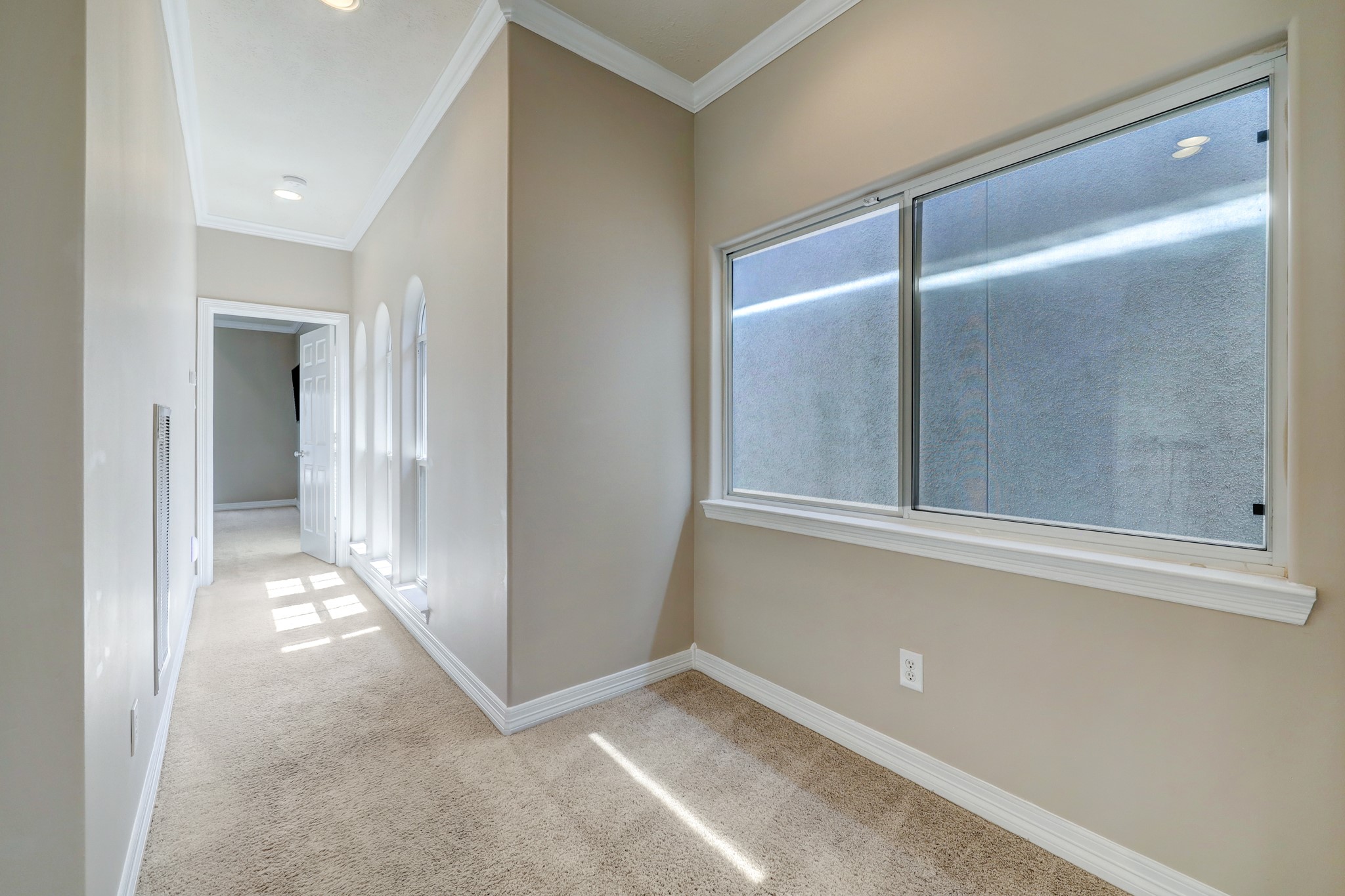 623 Knox Street Property Photo 24