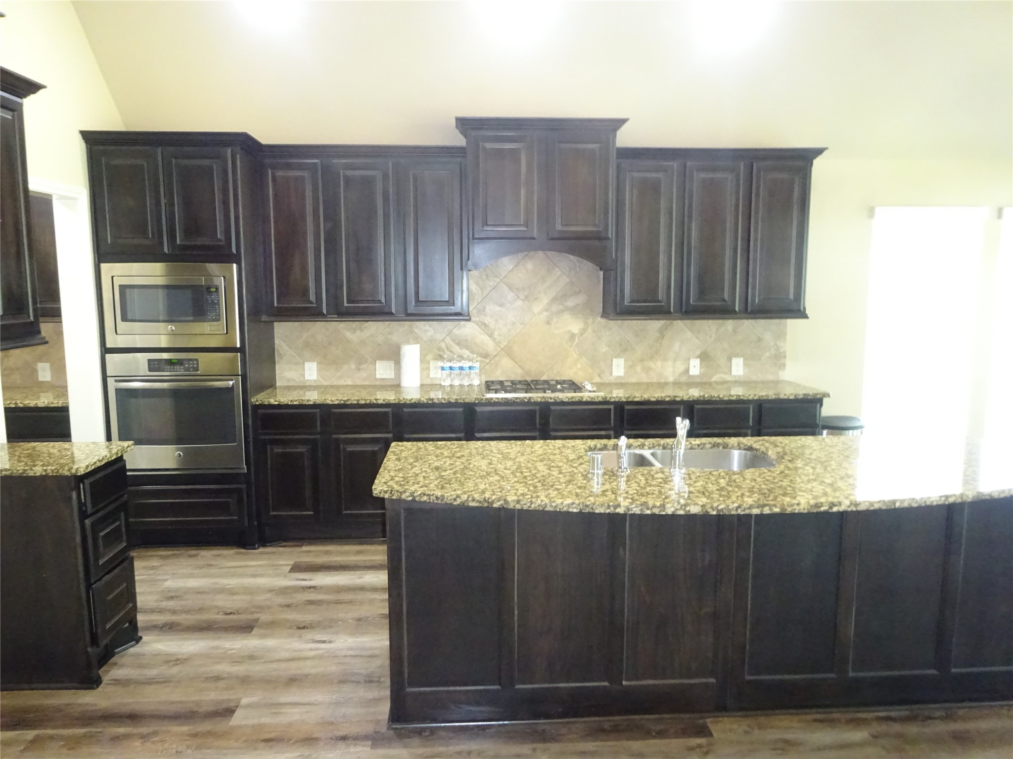 3047 Sandstone Creek Lane Property Photo 9