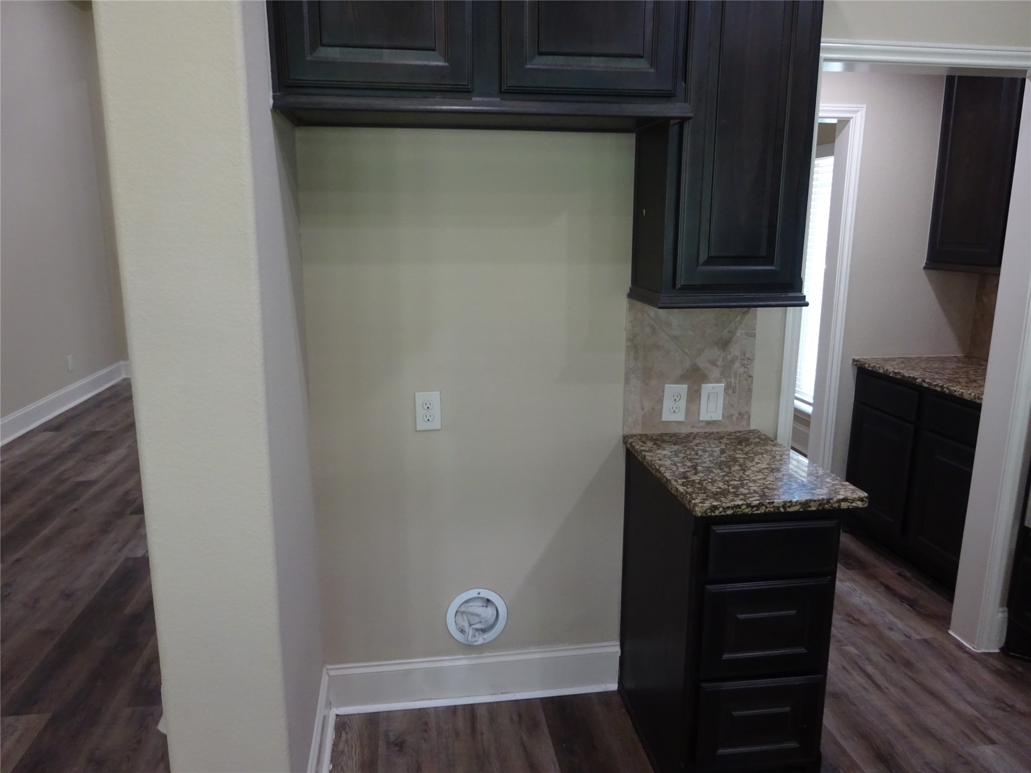 3047 Sandstone Creek Lane Property Photo 10