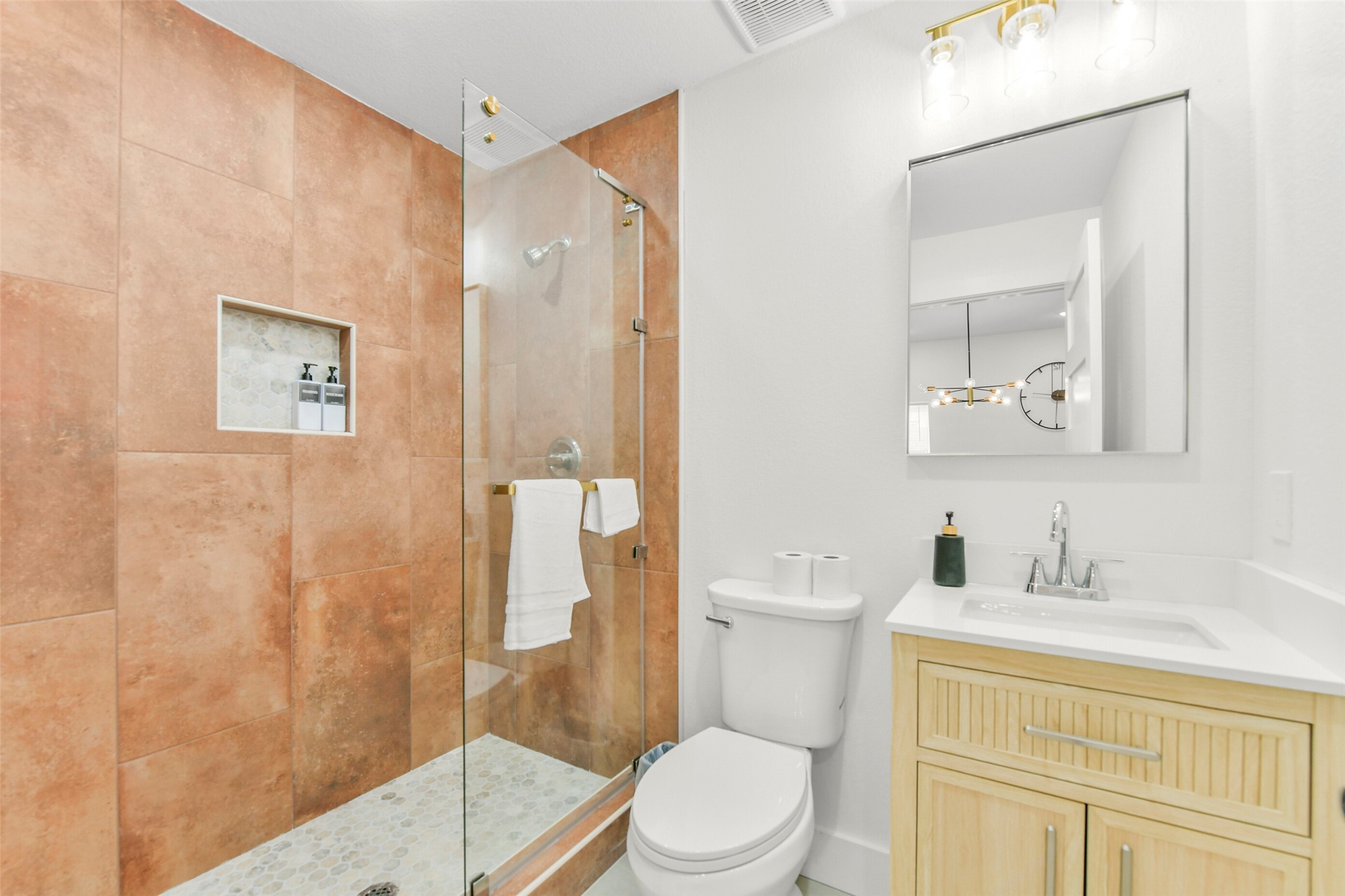 7103 Long Point Road B Property Photo 14