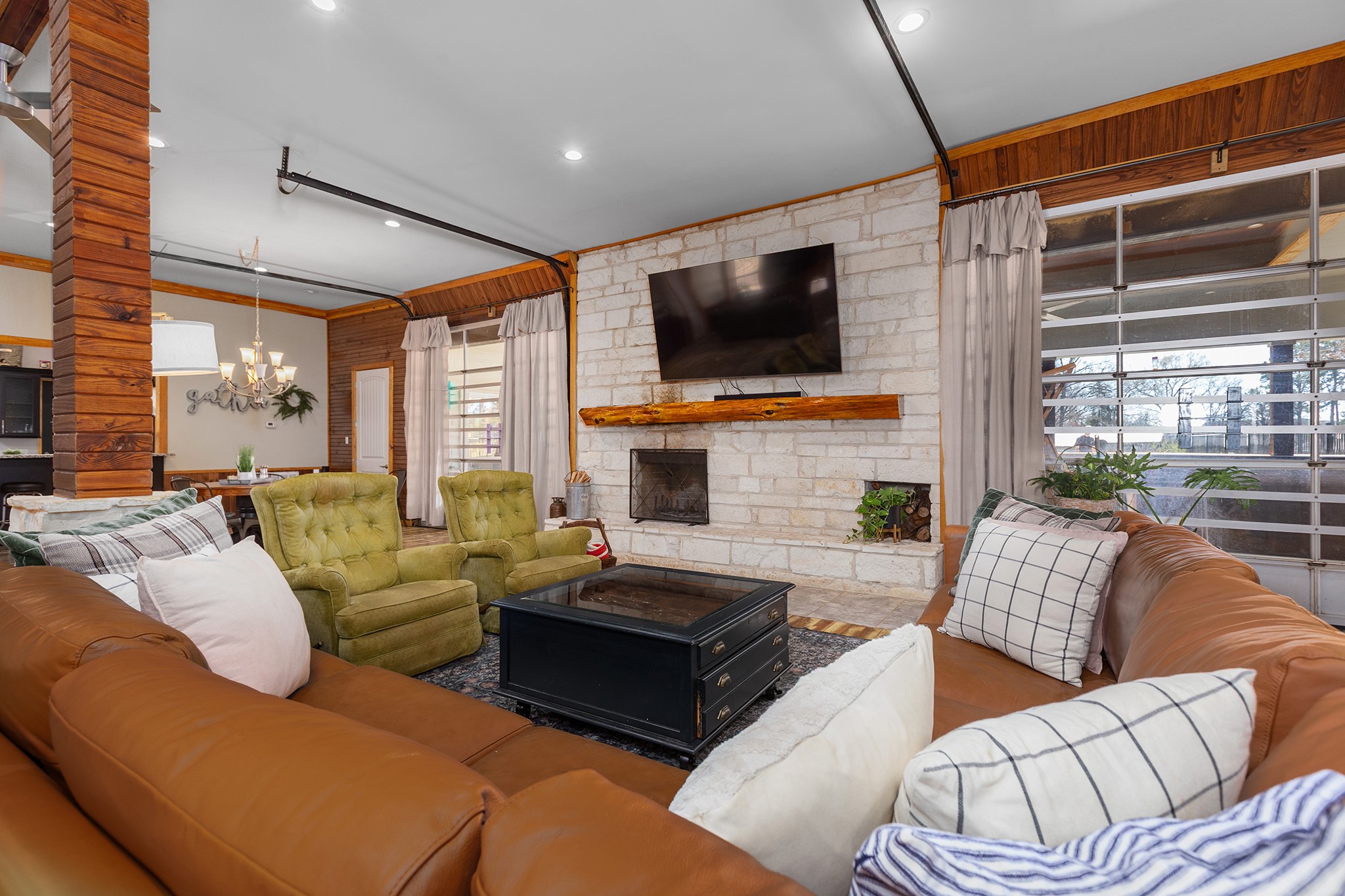 300 Stoddard Drive Property Photo 12