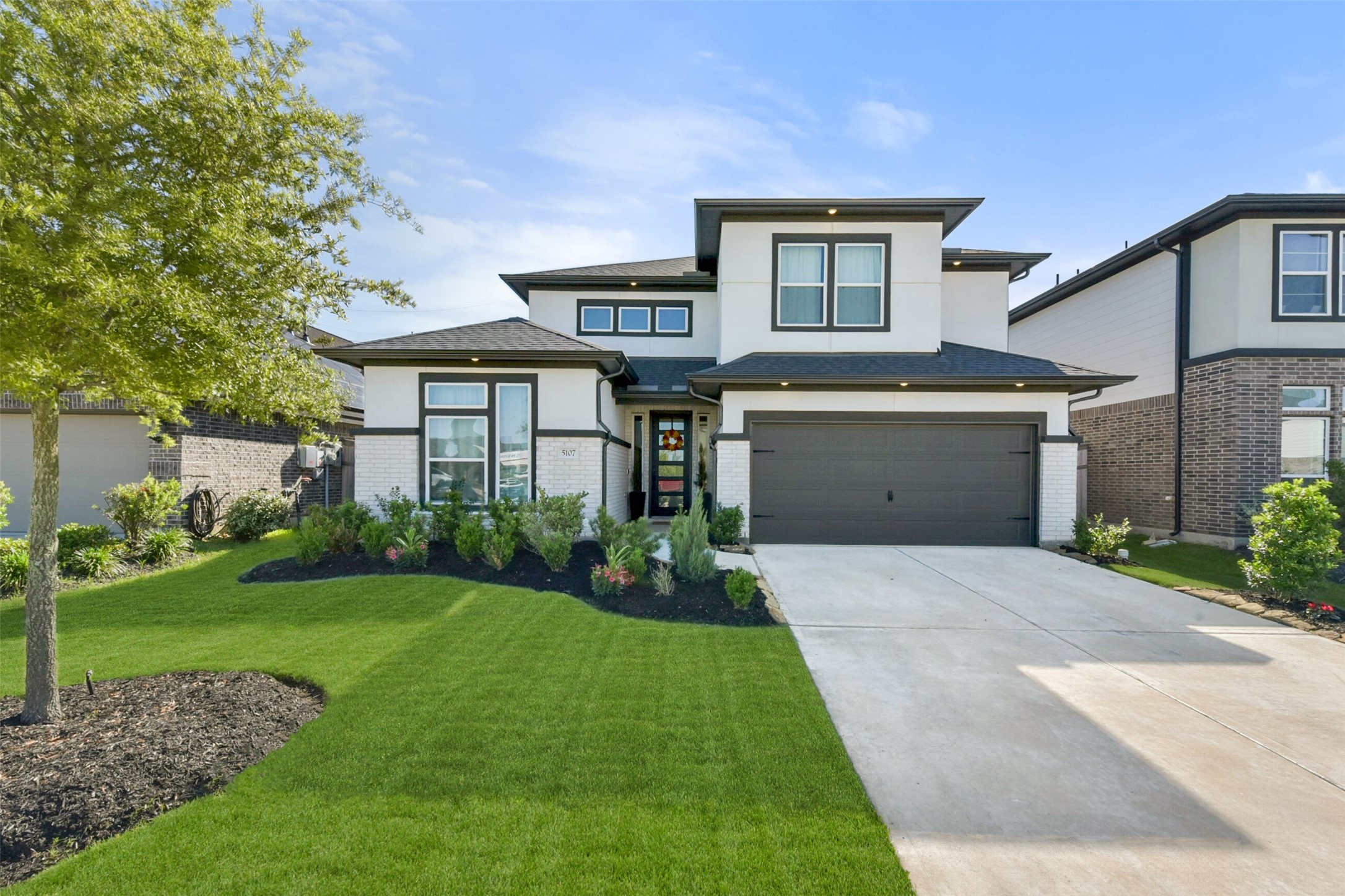 5107 Shimmering Brook Lane Property Photo 1