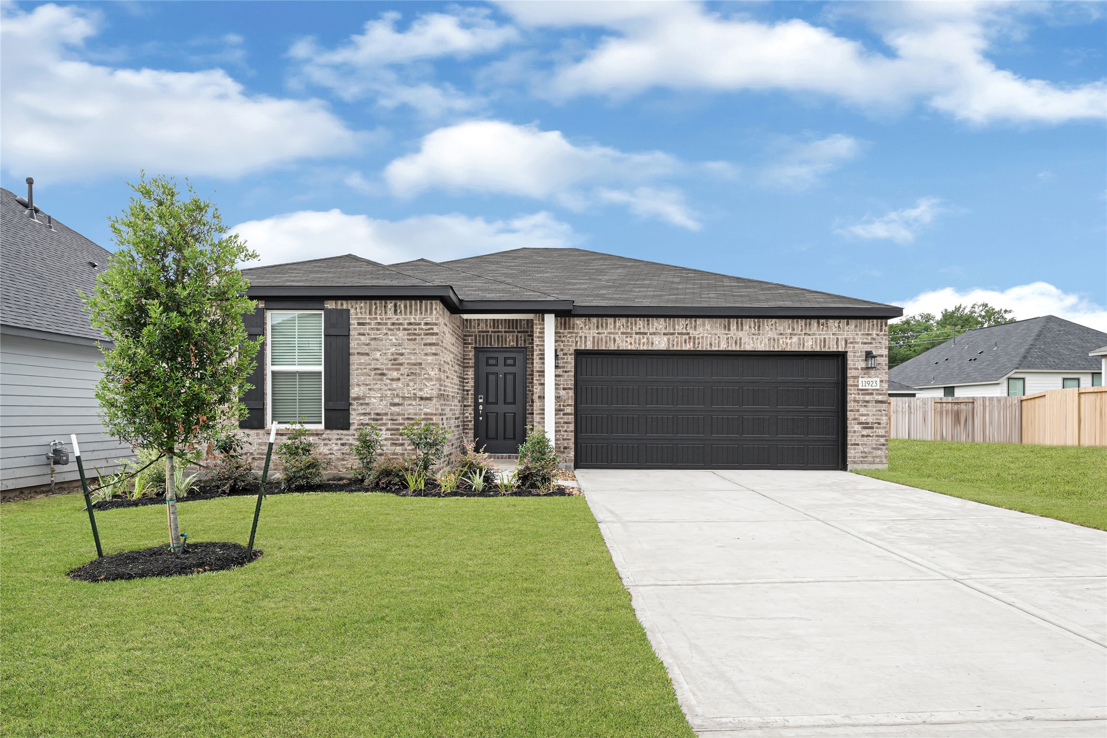 11923 Wisteria Meadows Drive Property Photo 1