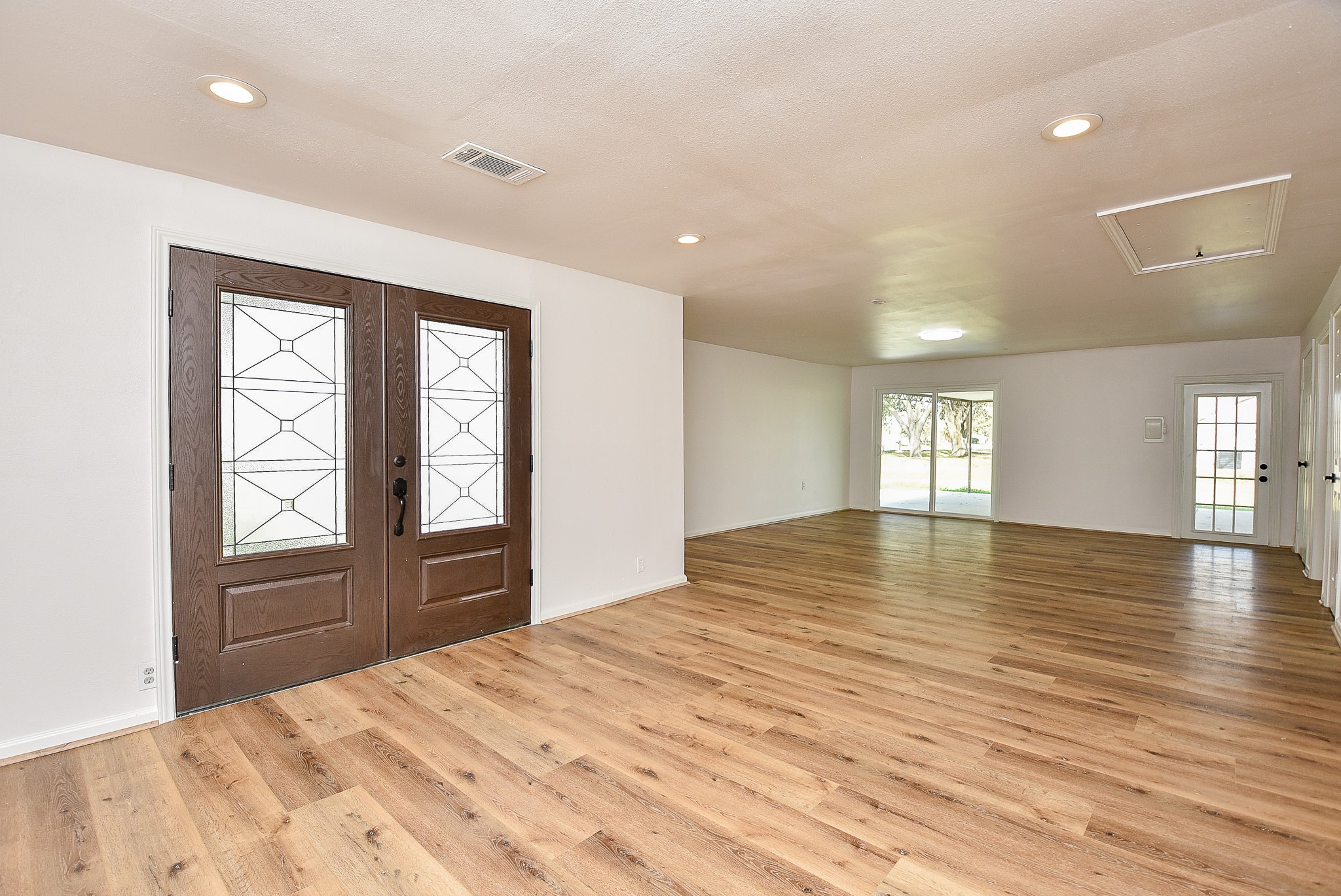 2751 Piper Road Property Photo 6