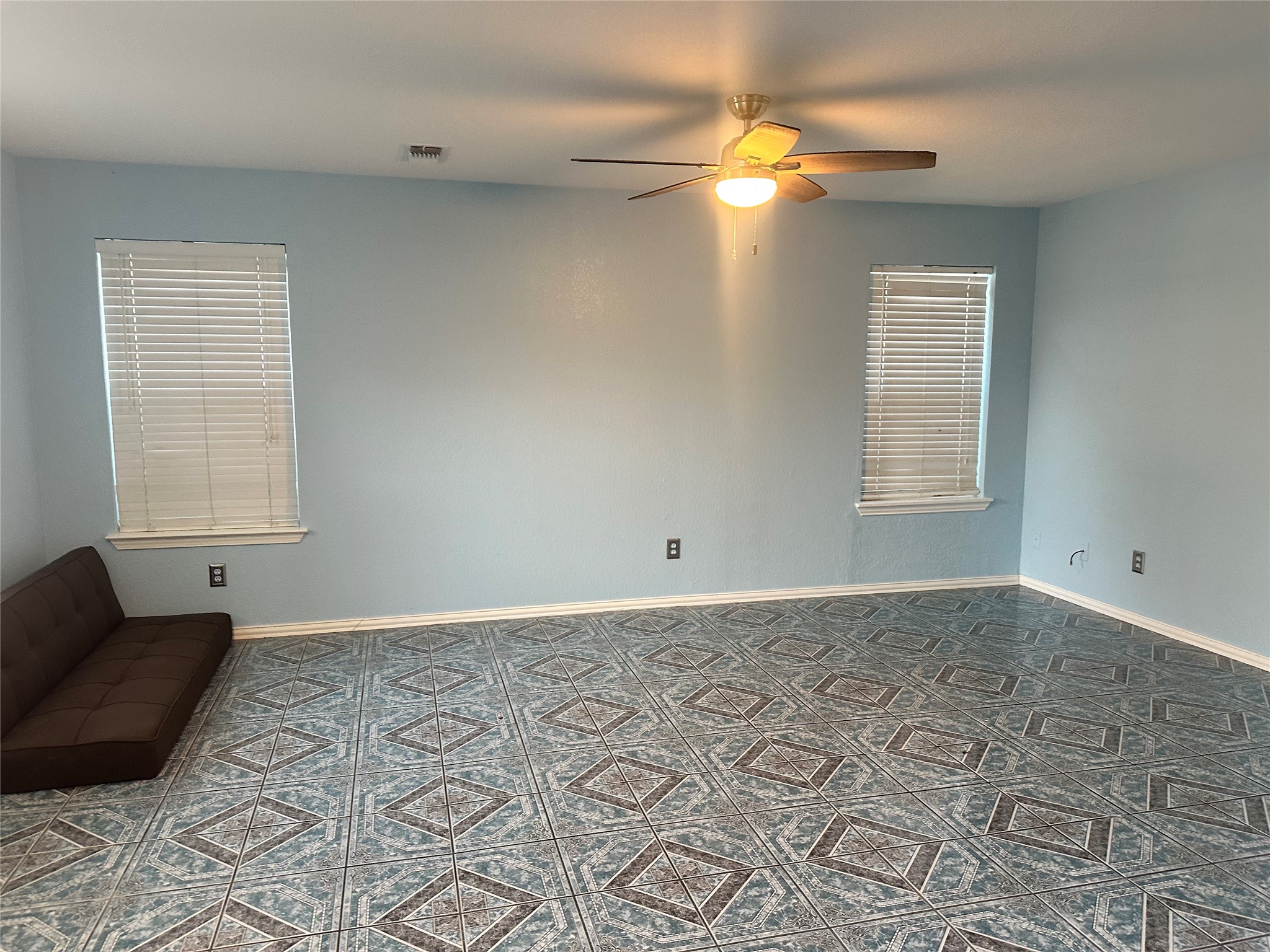 8340 Folkstone Lane Property Photo 9