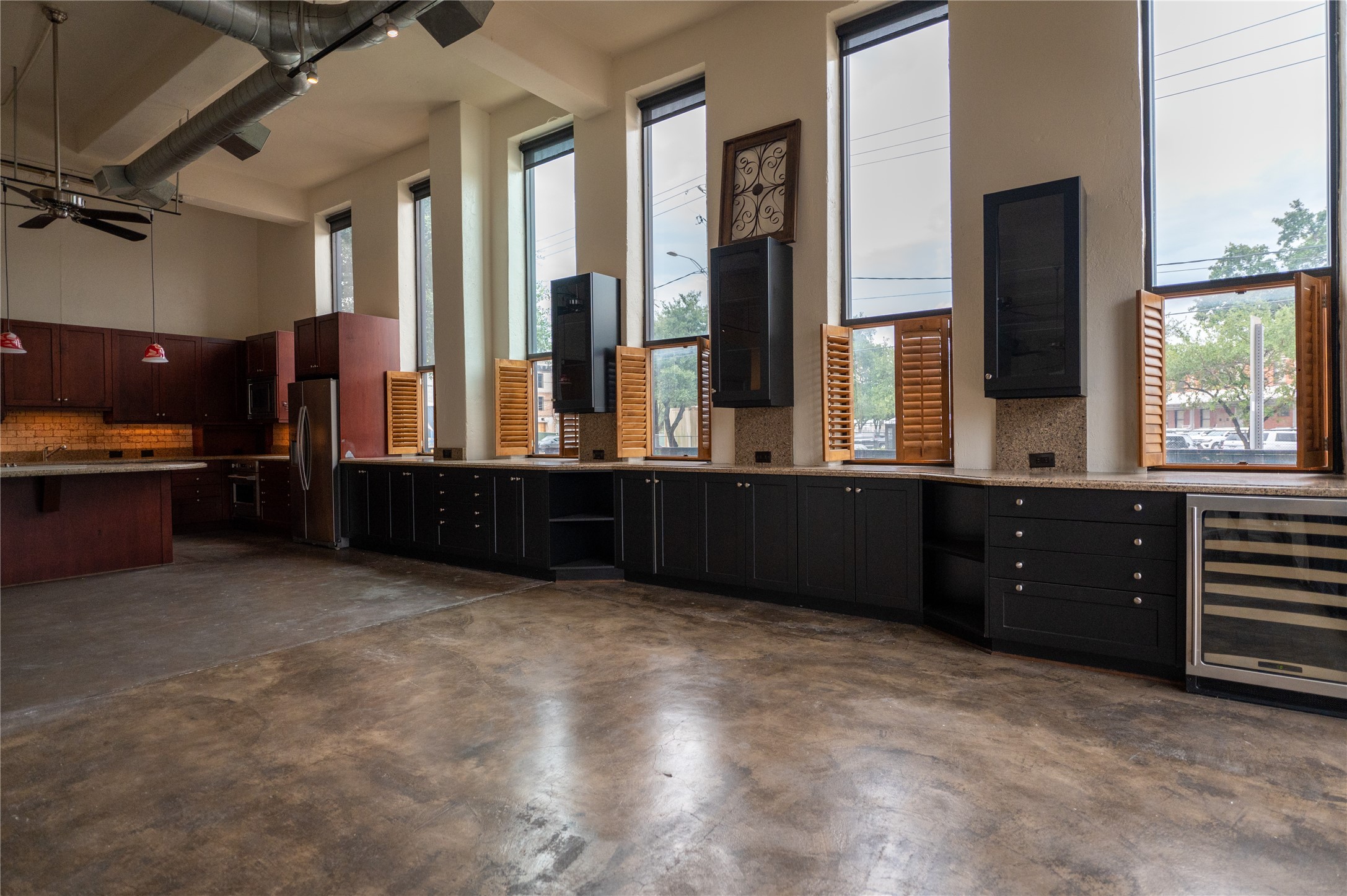 915 N San Jacinto Street 1ab Property Photo 6
