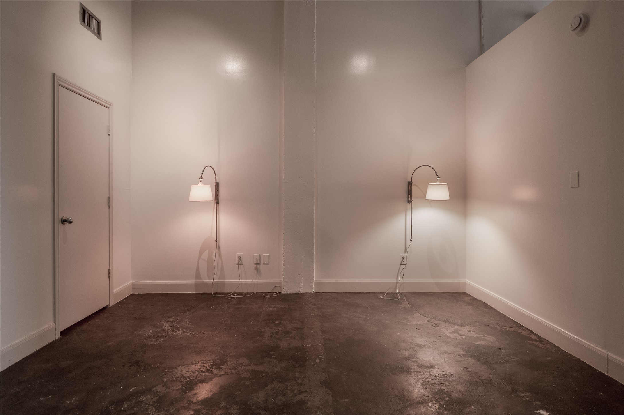 915 N San Jacinto Street 1ab Property Photo 7