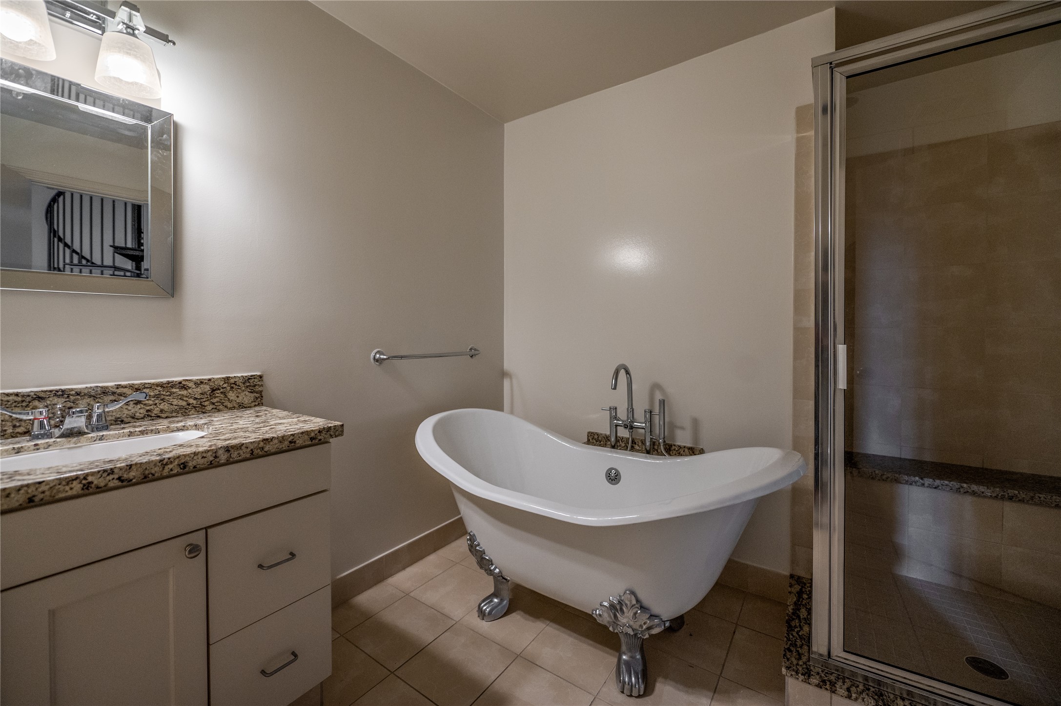 915 N San Jacinto Street 1ab Property Photo 14