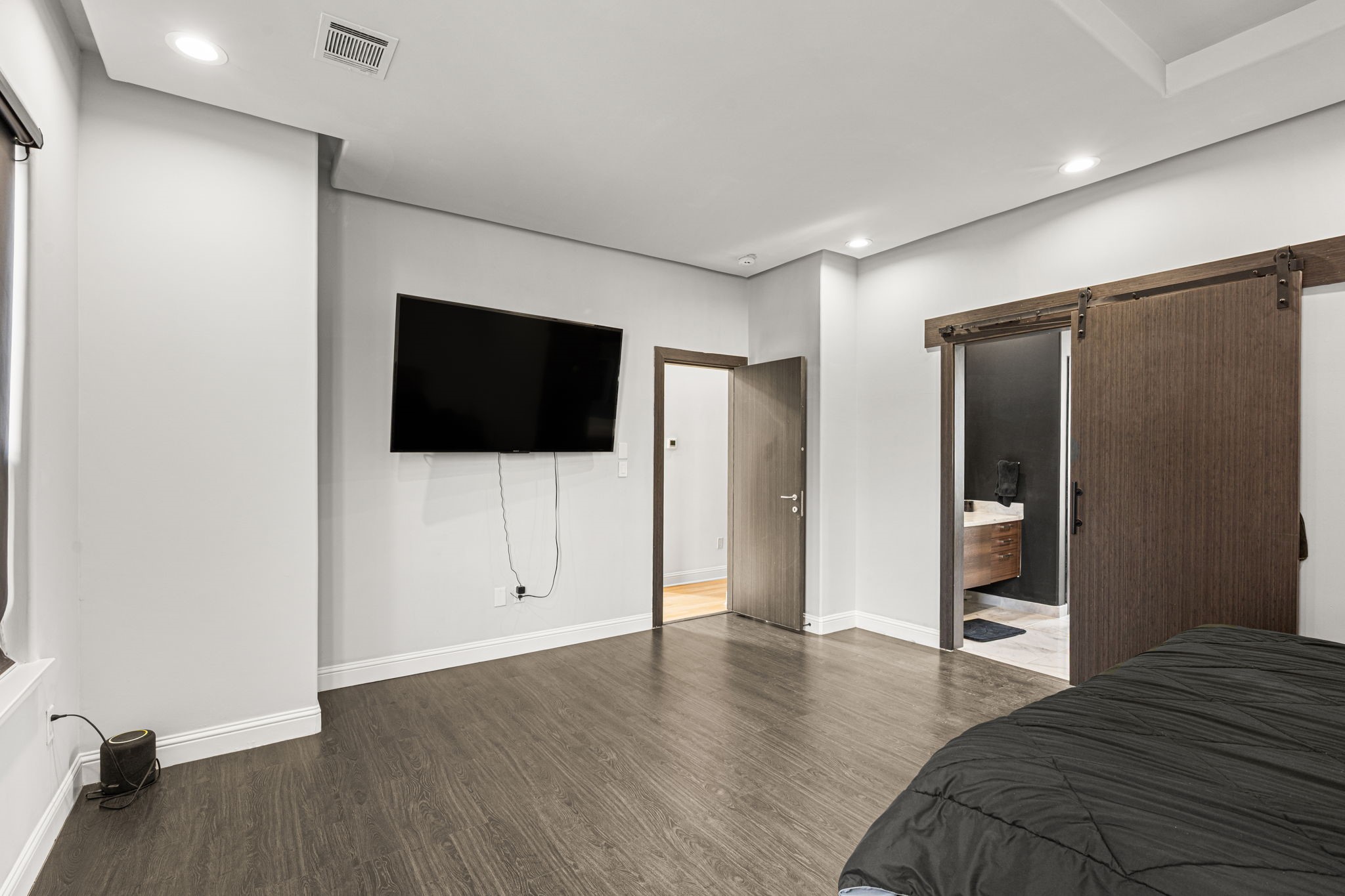 1842 Colquitt Street Property Photo 22