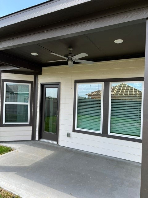32523 Midsummer Drive Property Photo 3