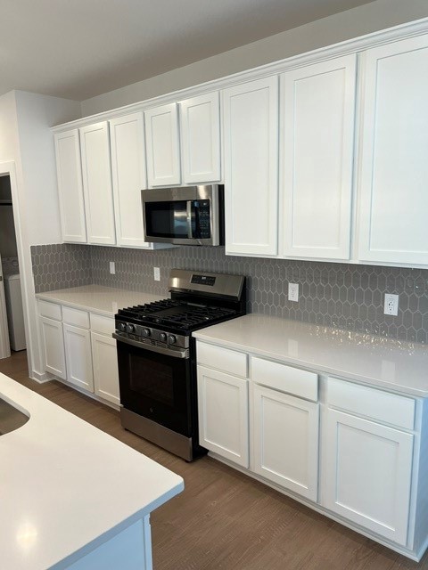 32523 Midsummer Drive Property Photo 7
