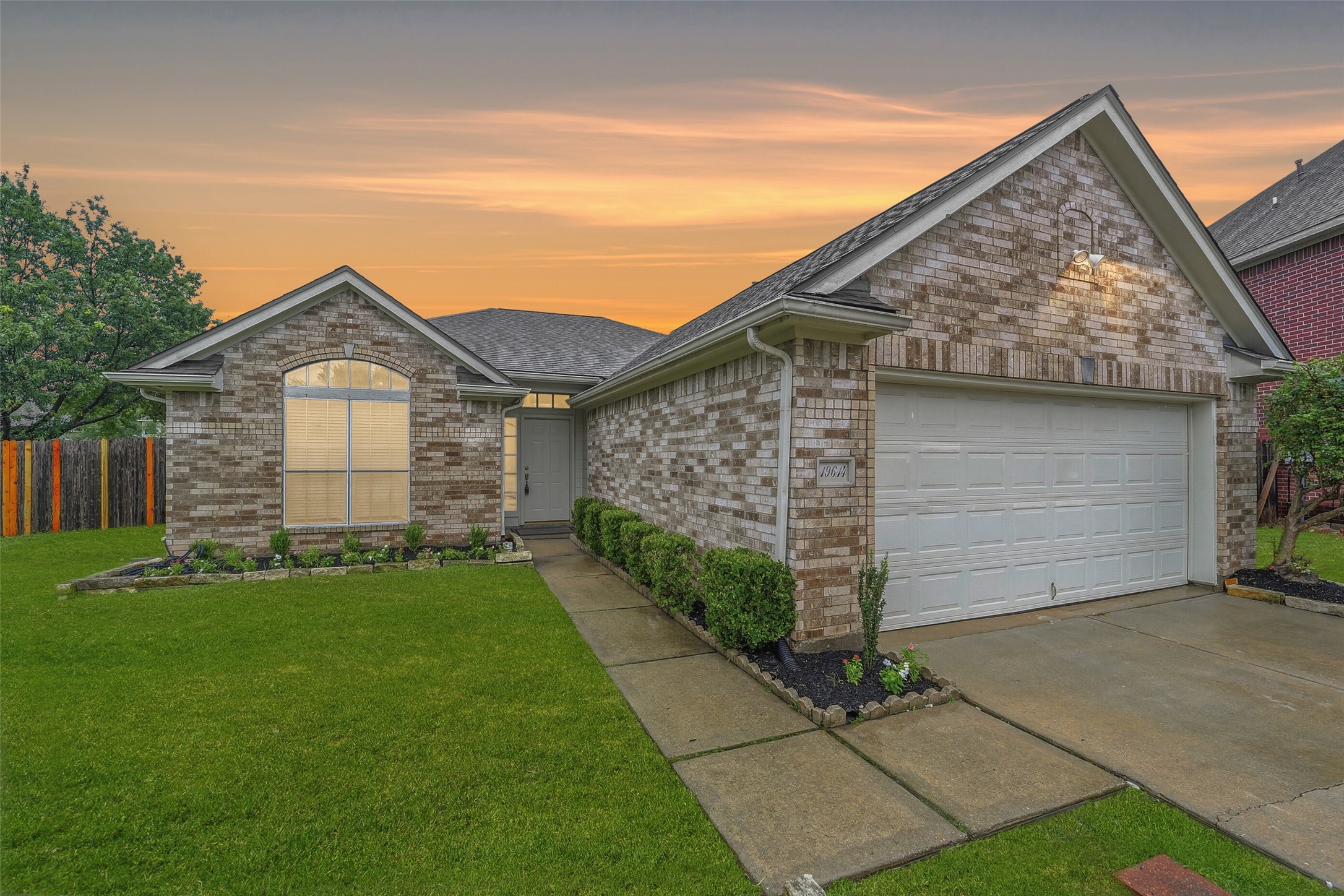 19614 Autumn Glade Place
