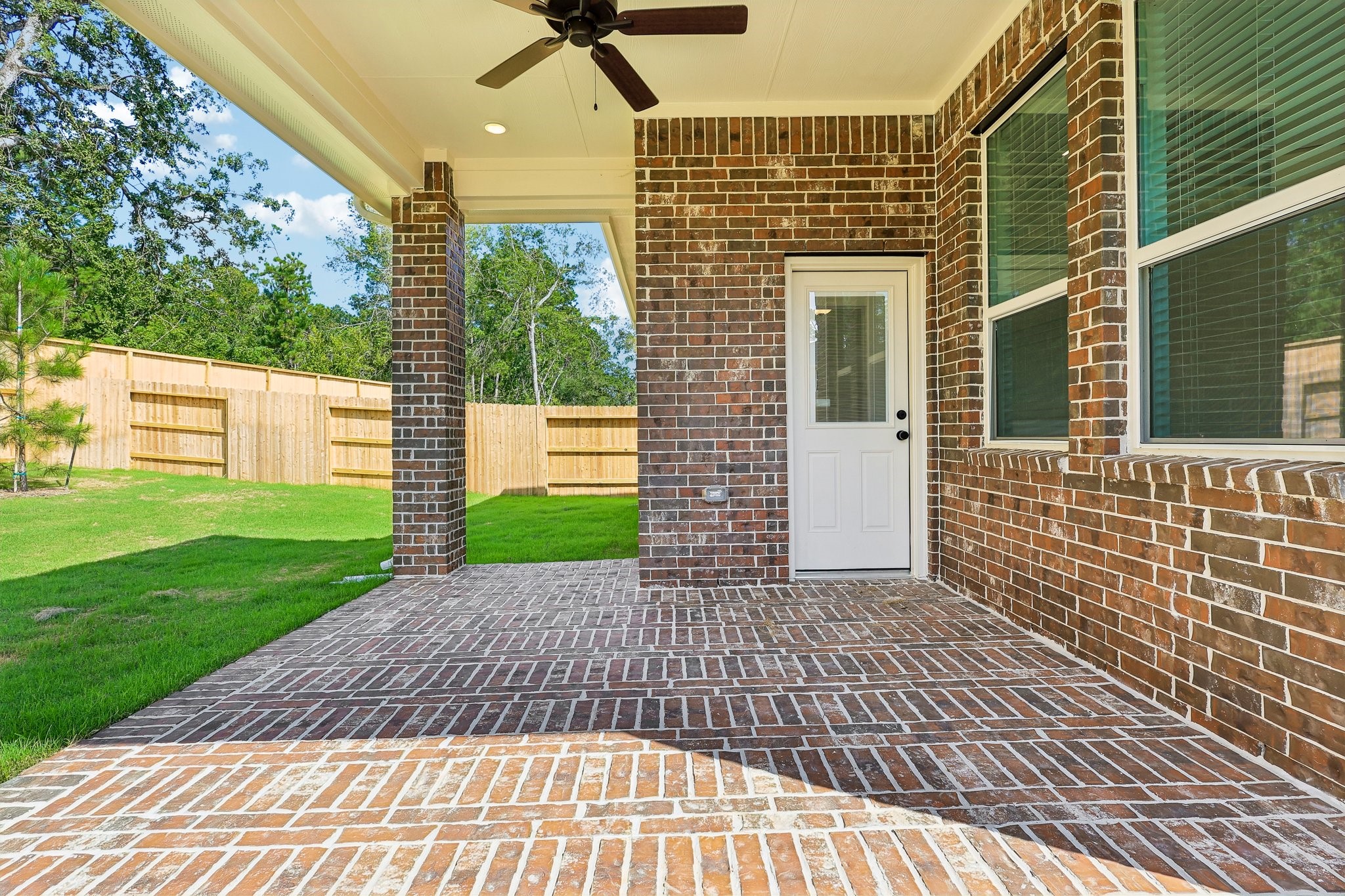 15715 Azure Petal Lane Property Photo 24