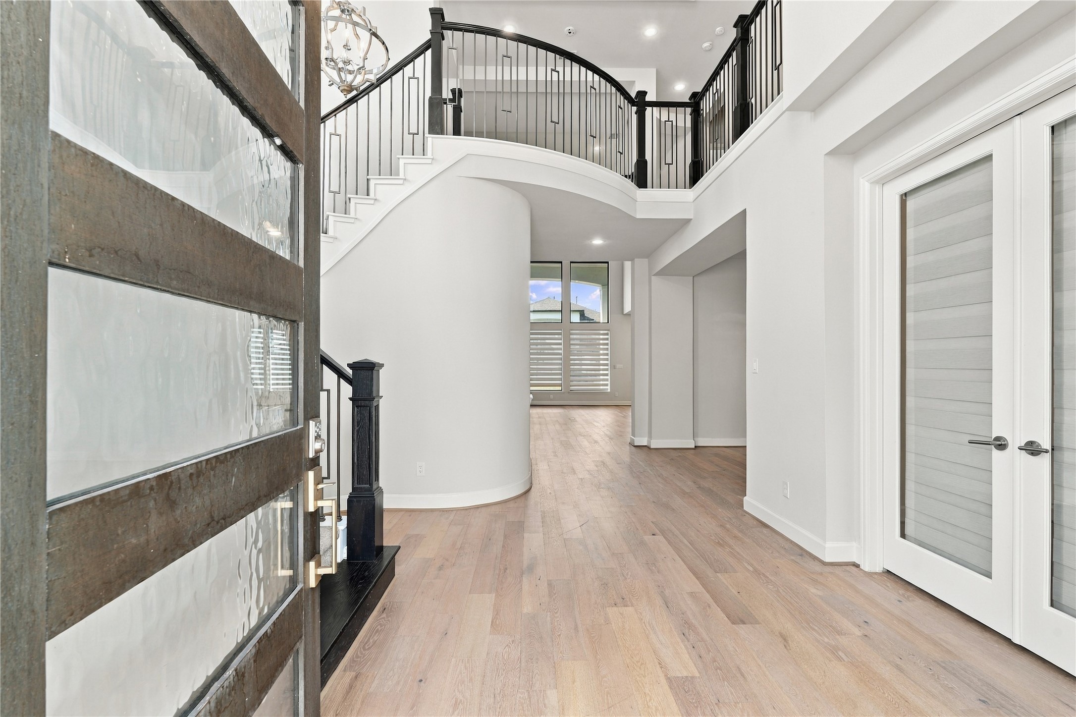 8915 Orchard Cove Property Photo 6