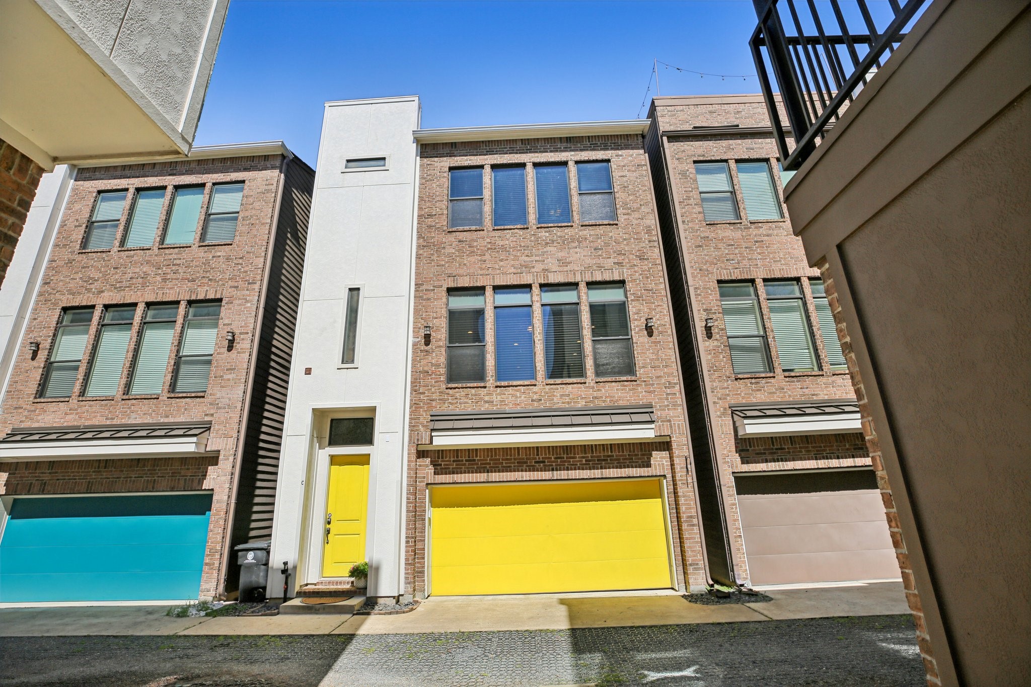 209 Burr Street C Property Photo 2