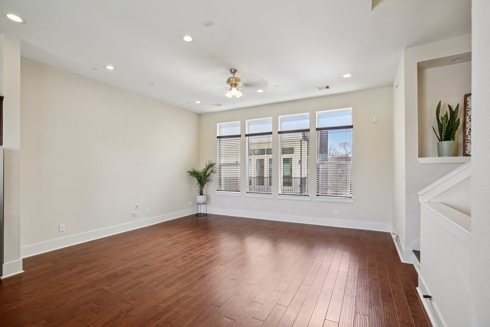 209 Burr Street C Property Photo 6