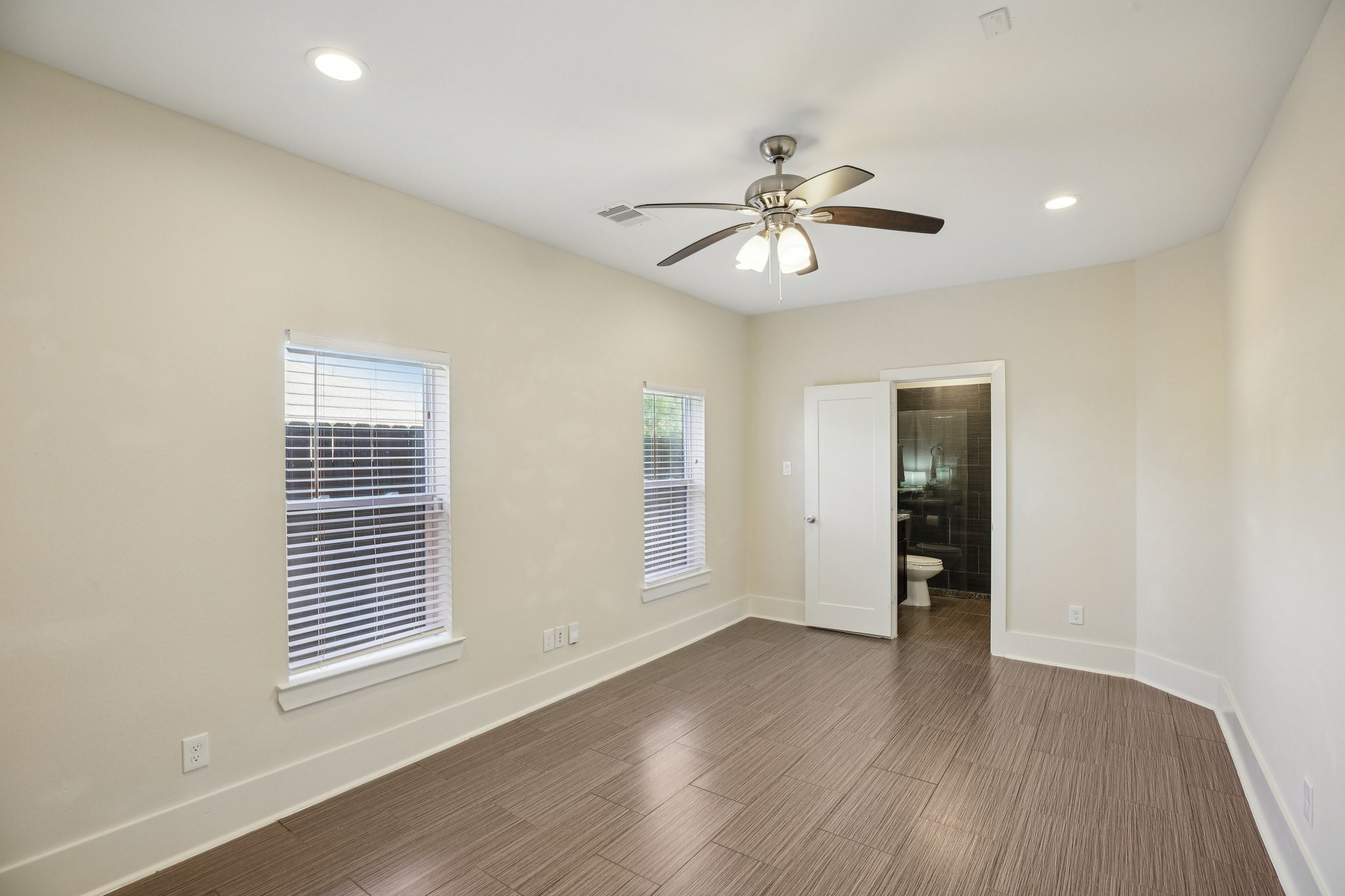 209 Burr Street C Property Photo 19