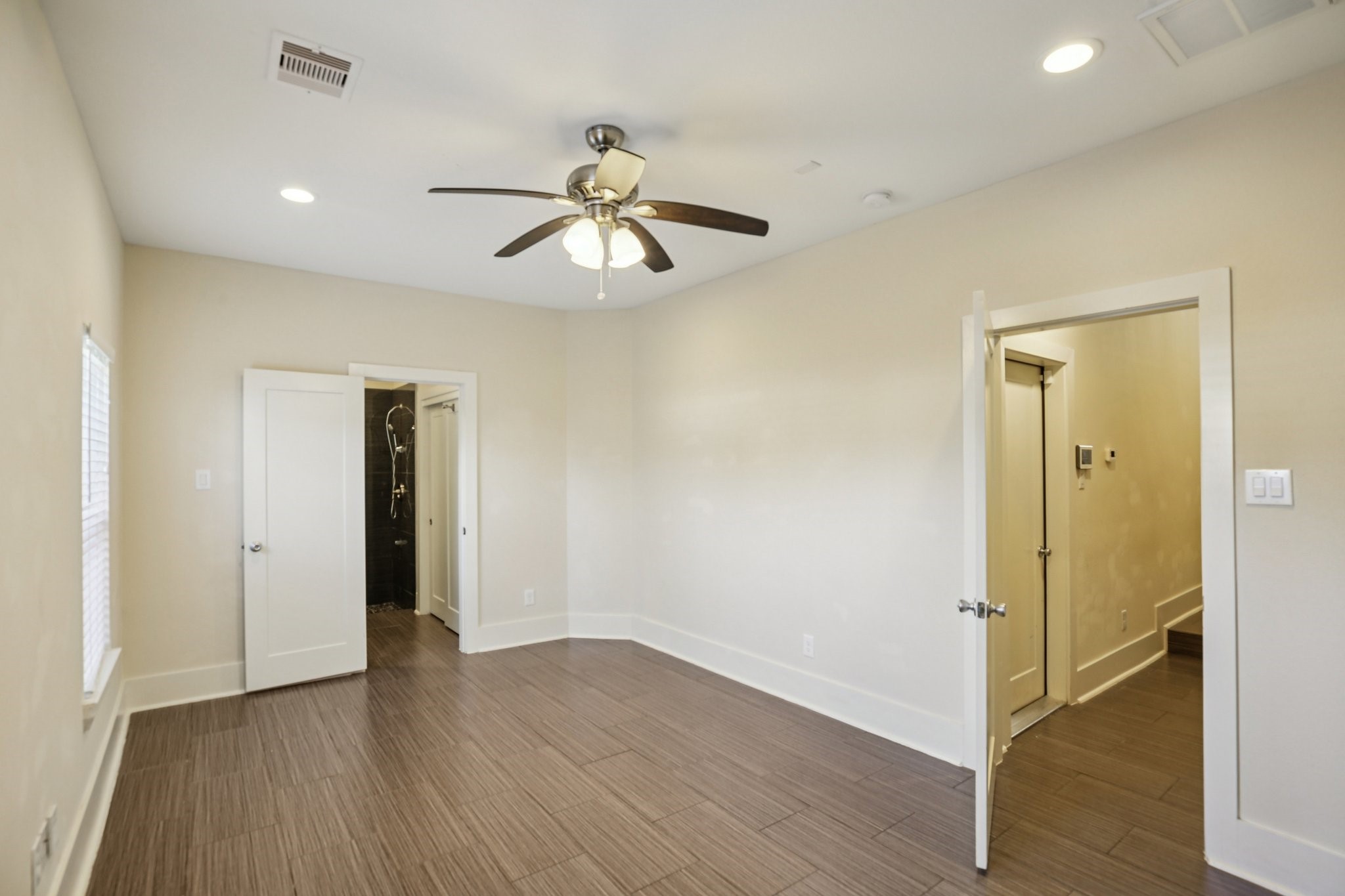209 Burr Street C Property Photo 20
