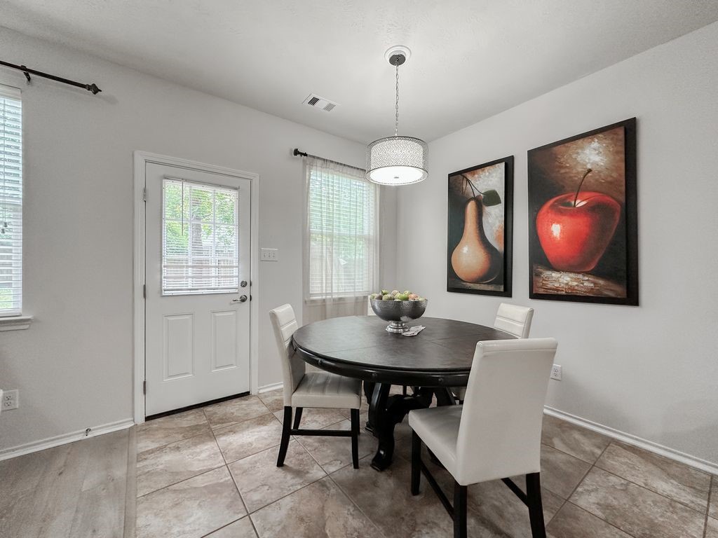 3 Fairlee Court Property Photo 8