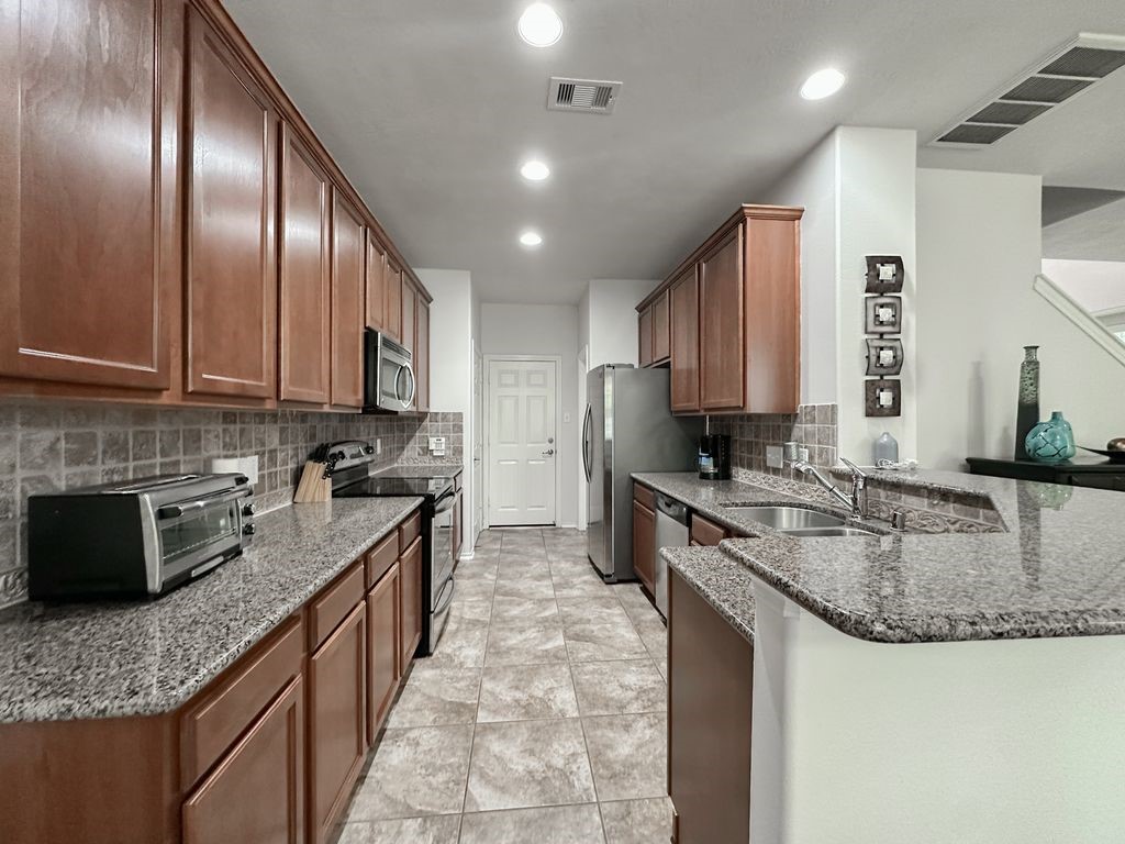 3 Fairlee Court Property Photo 9