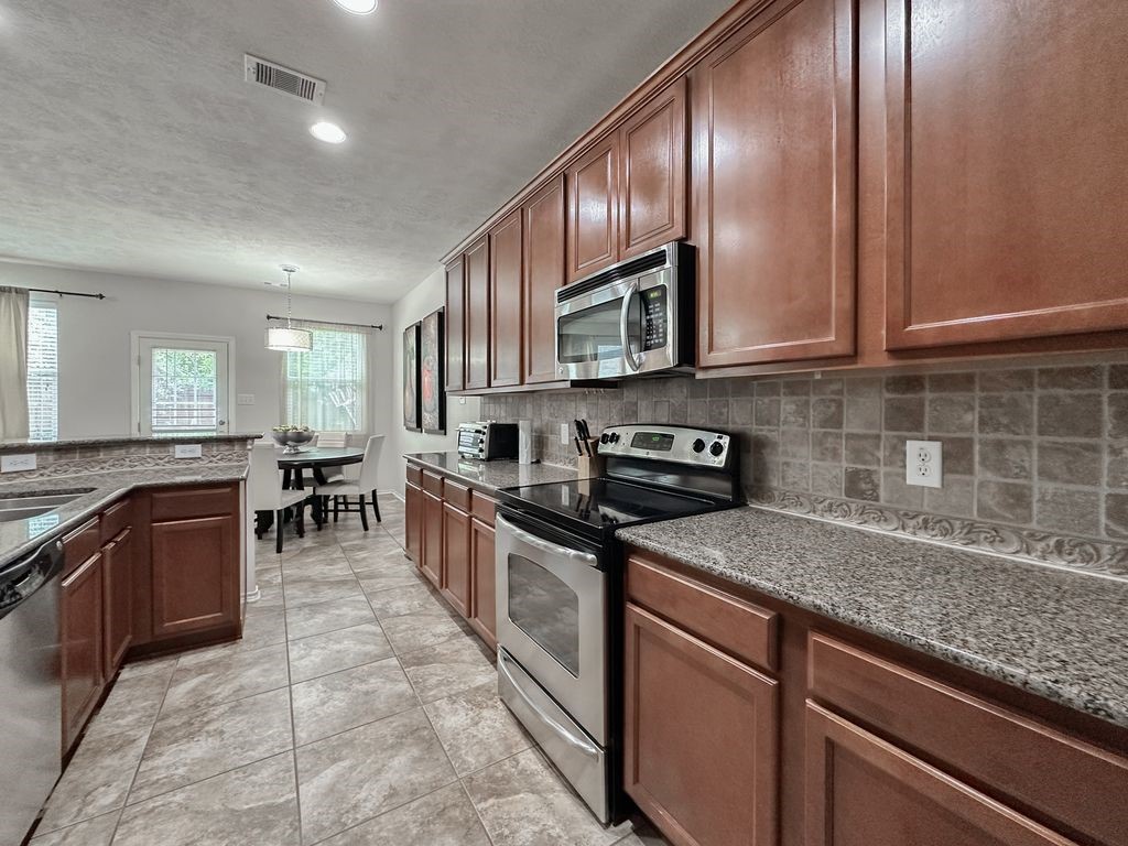 3 Fairlee Court Property Photo 11