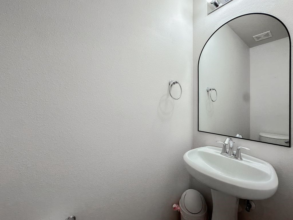 3 Fairlee Court Property Photo 12