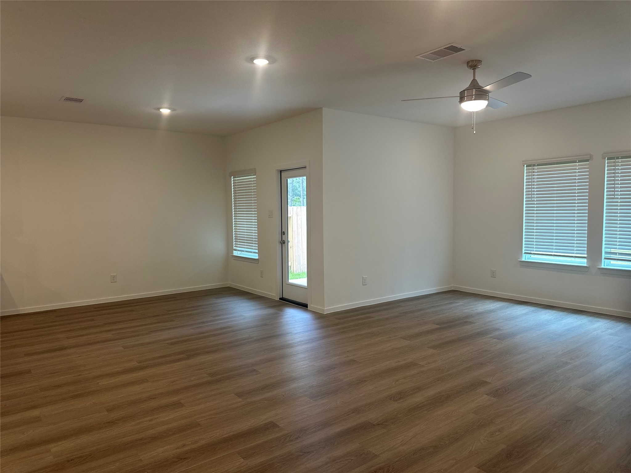 16779 Country Roots Property Photo 13
