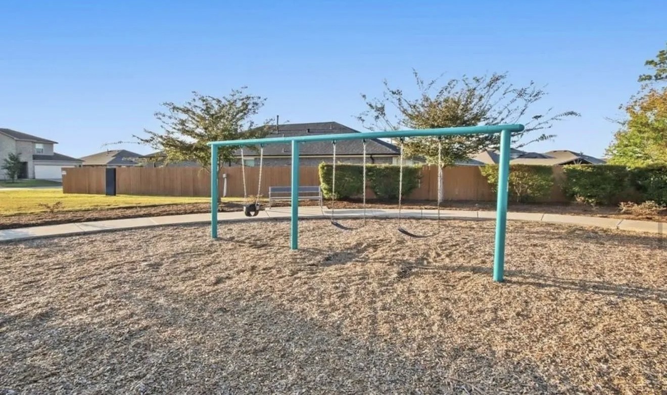 16779 Country Roots Property Photo 42