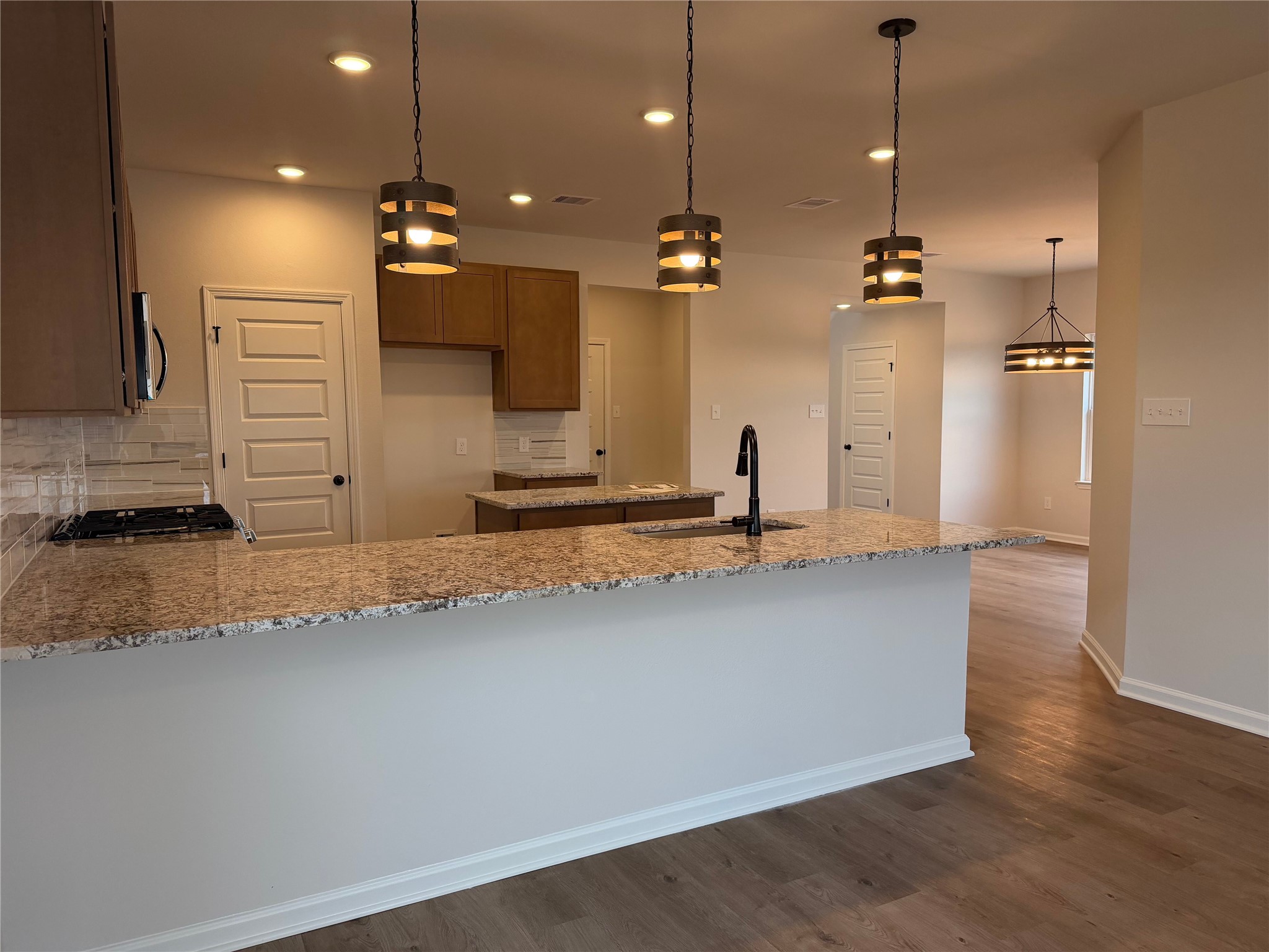 409 Stone Placa Trail Property Photo 7