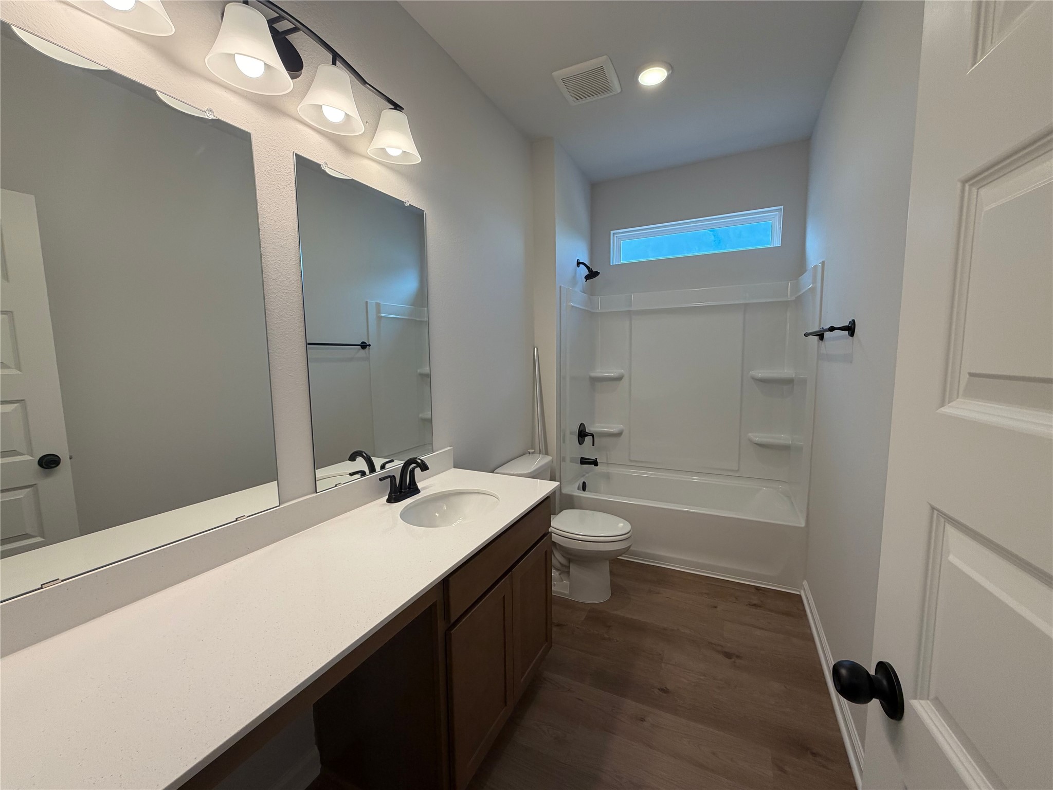 409 Stone Placa Trail Property Photo 13
