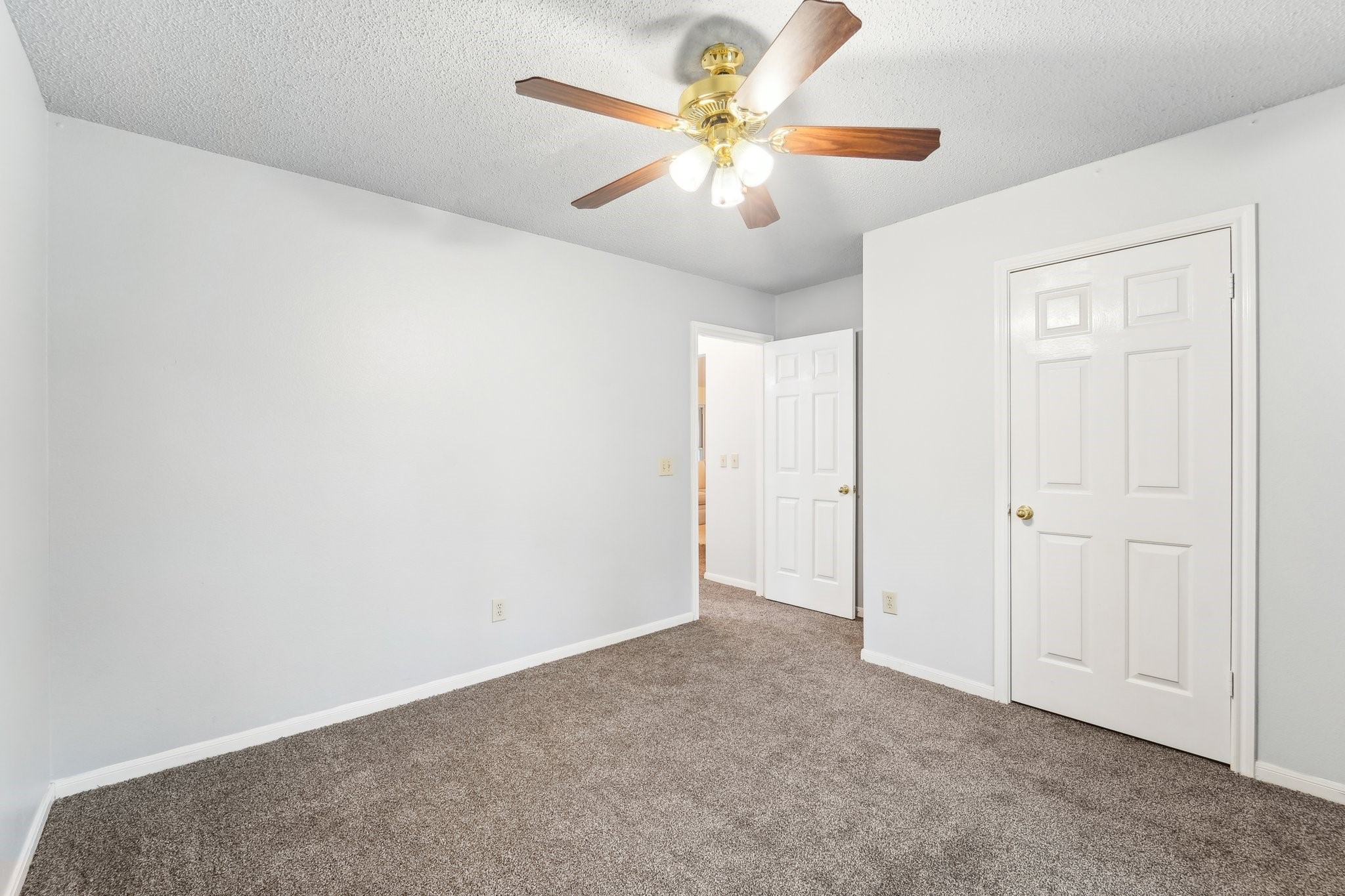 3906 Fernwood Drive Property Photo 31