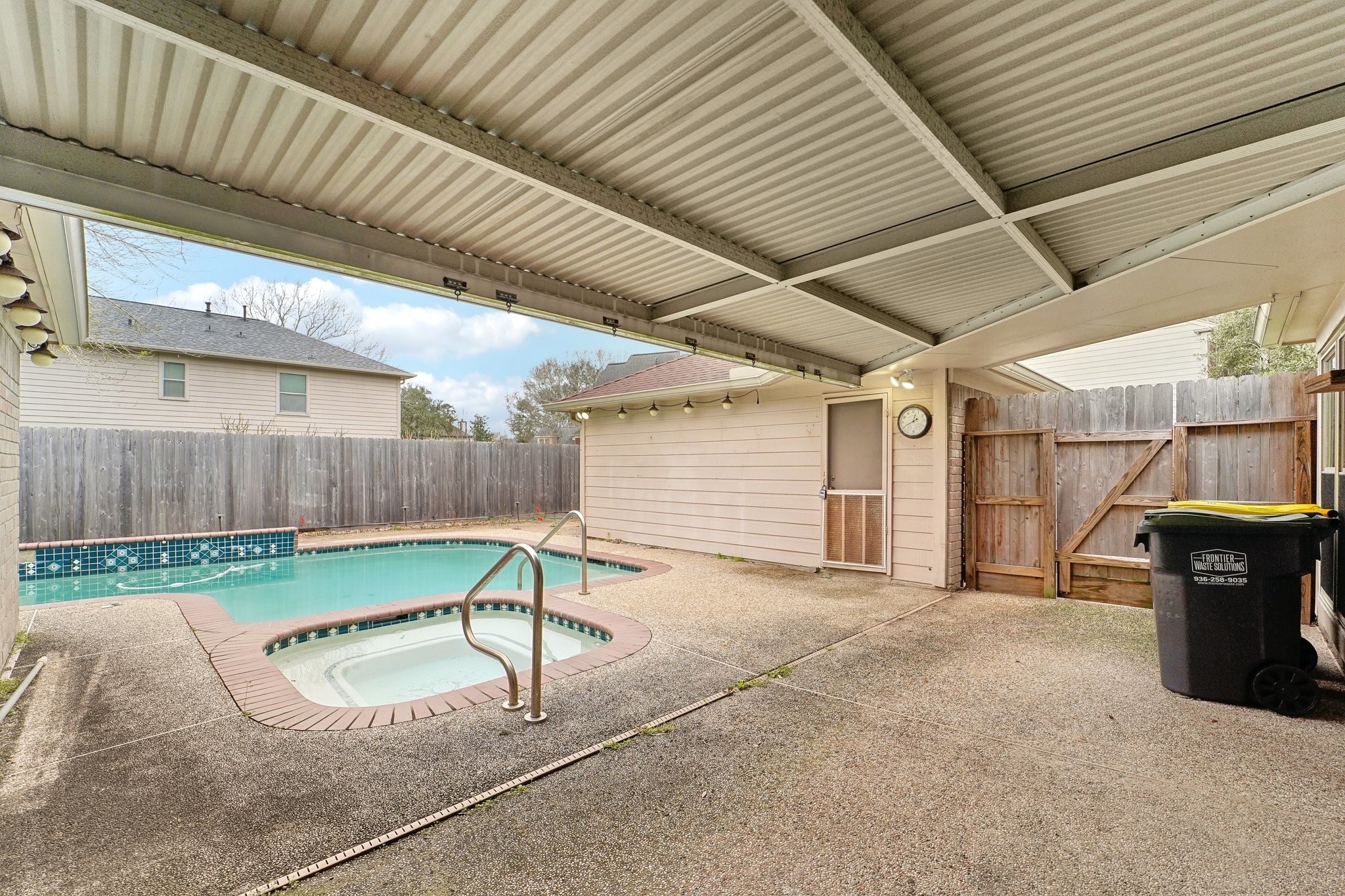 3906 Fernwood Drive Property Photo 36