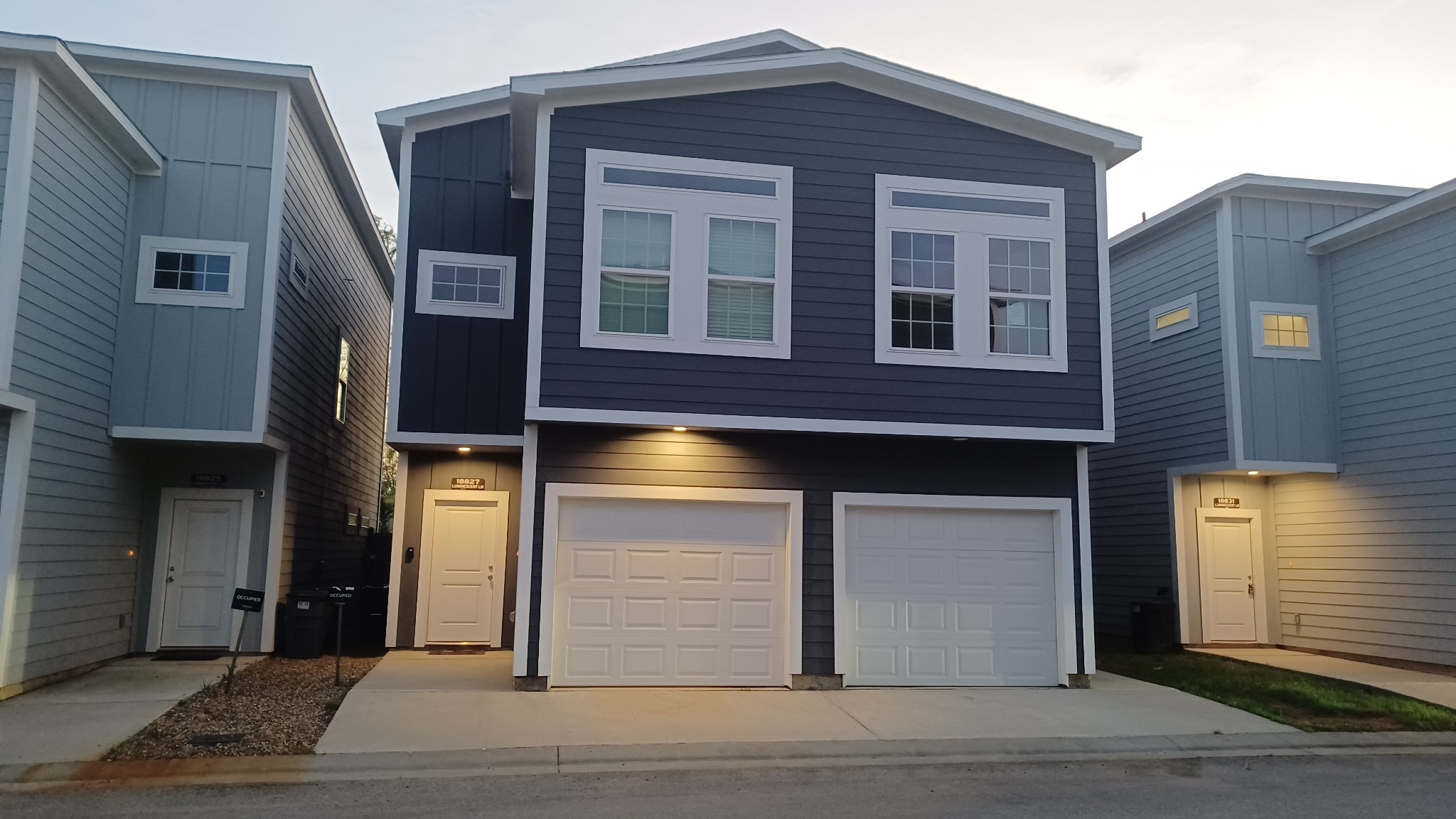 18827 Luminescent Lane Property Photo 2