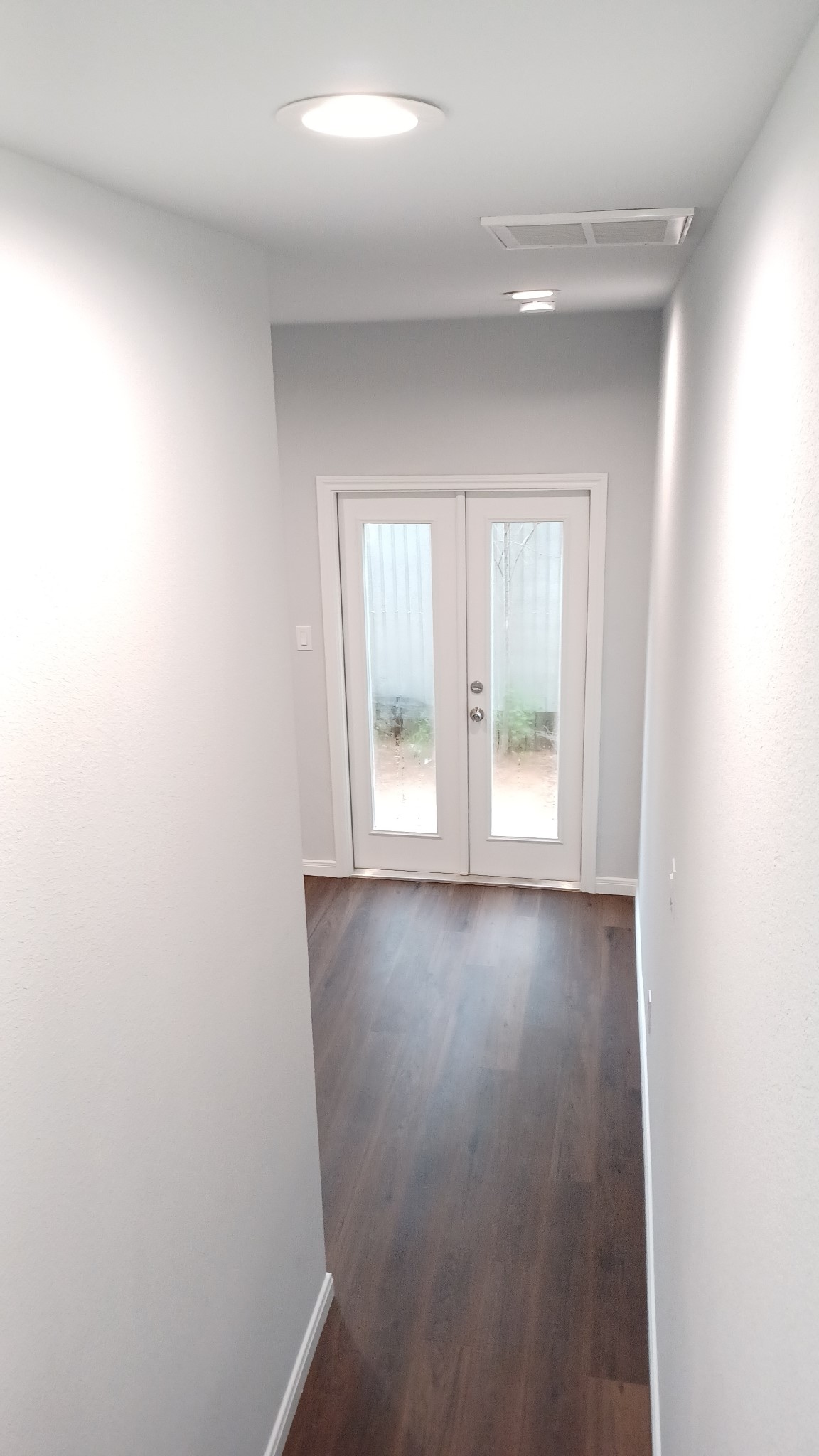 18827 Luminescent Lane Property Photo 13