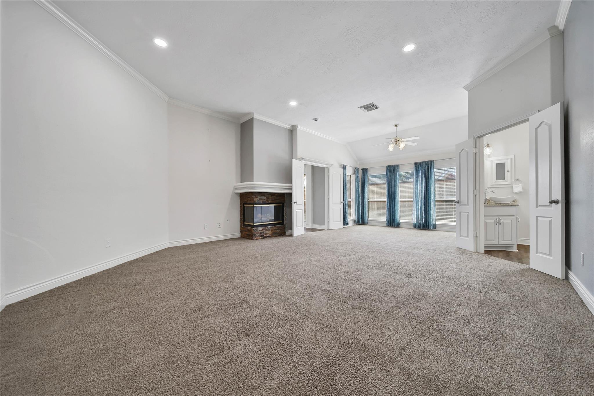 5918 Greenway Manor Lane, Spring Tx 77373 Property Photo 16