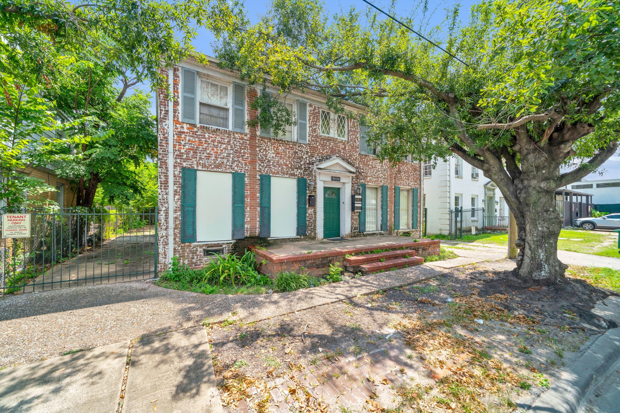 1939 Richmond Avenue 2 Property Photo 12
